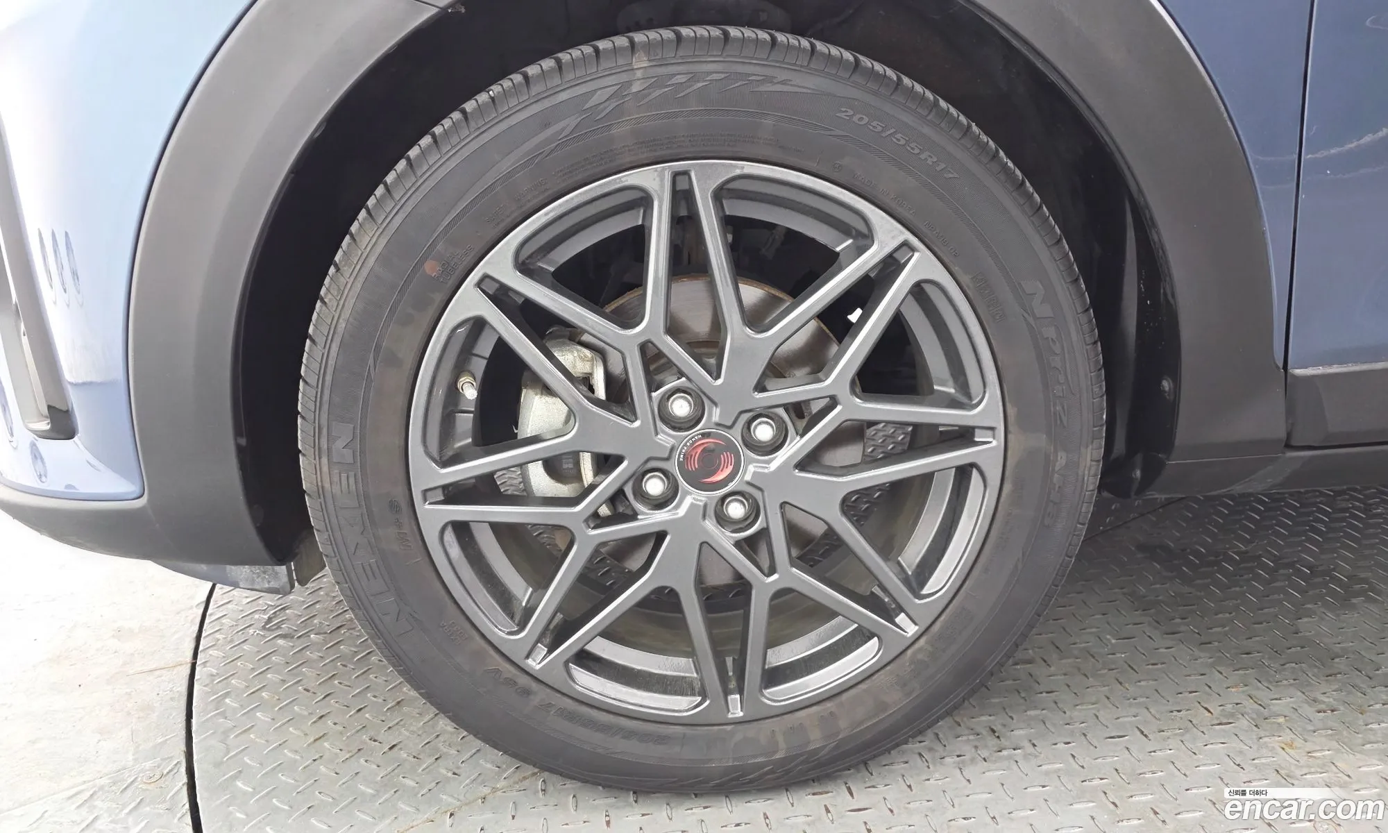 Kia Stonic 2018 KNADD814BJS137864 — 28
