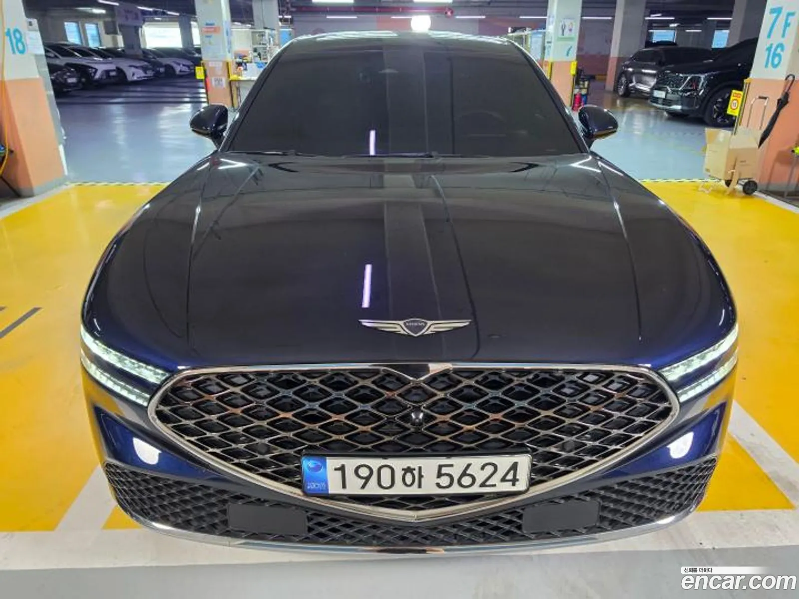 Genesis G90 2023 — 18