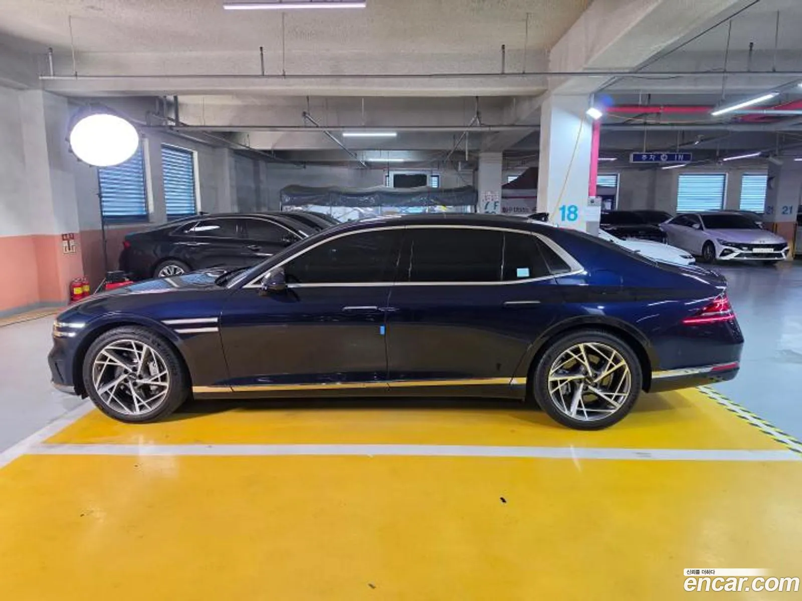 Genesis G90 2023 — 16