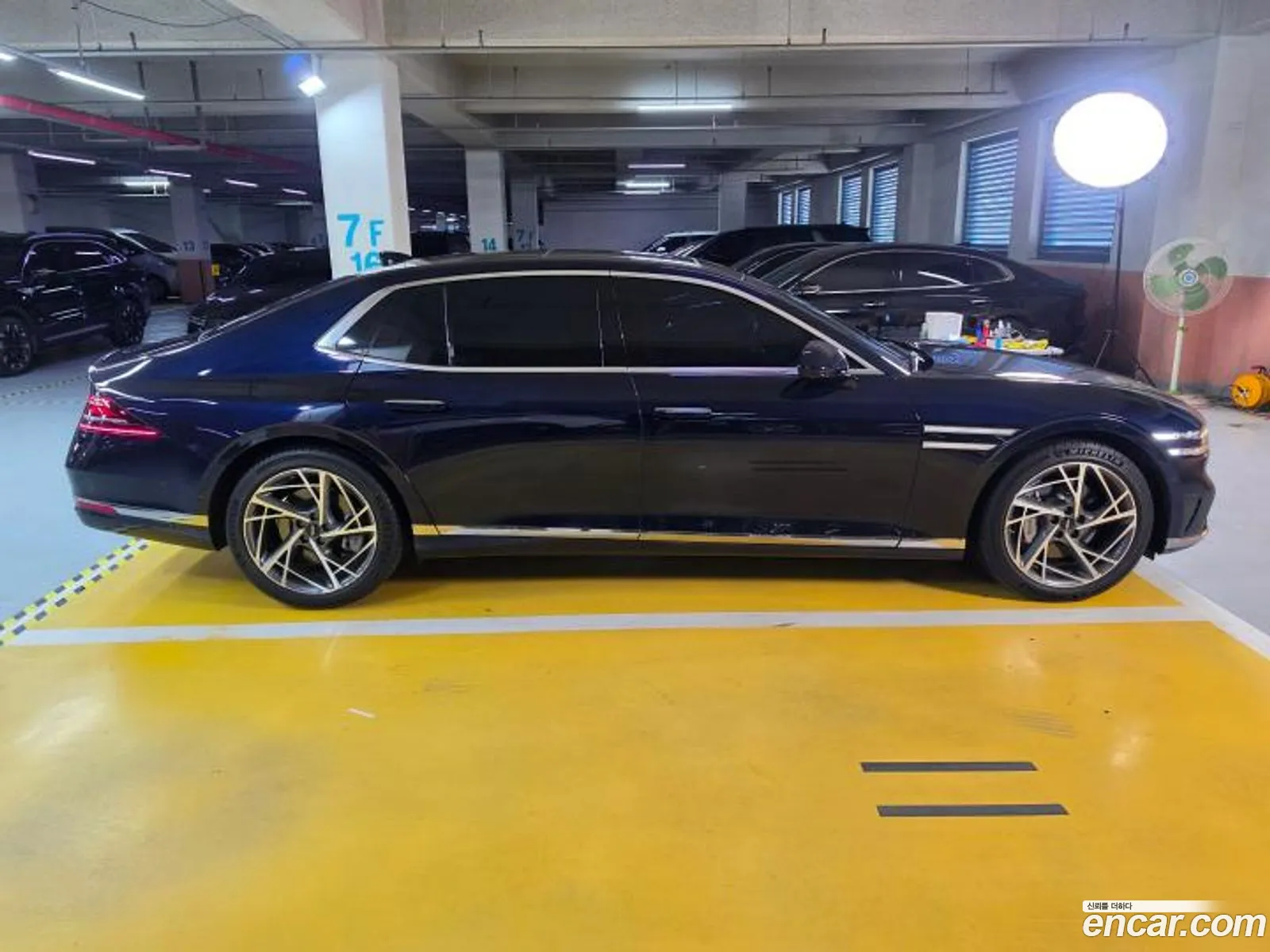 Genesis G90 2023 — 19