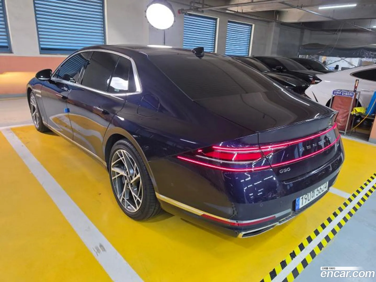 Genesis G90 2023 — 9