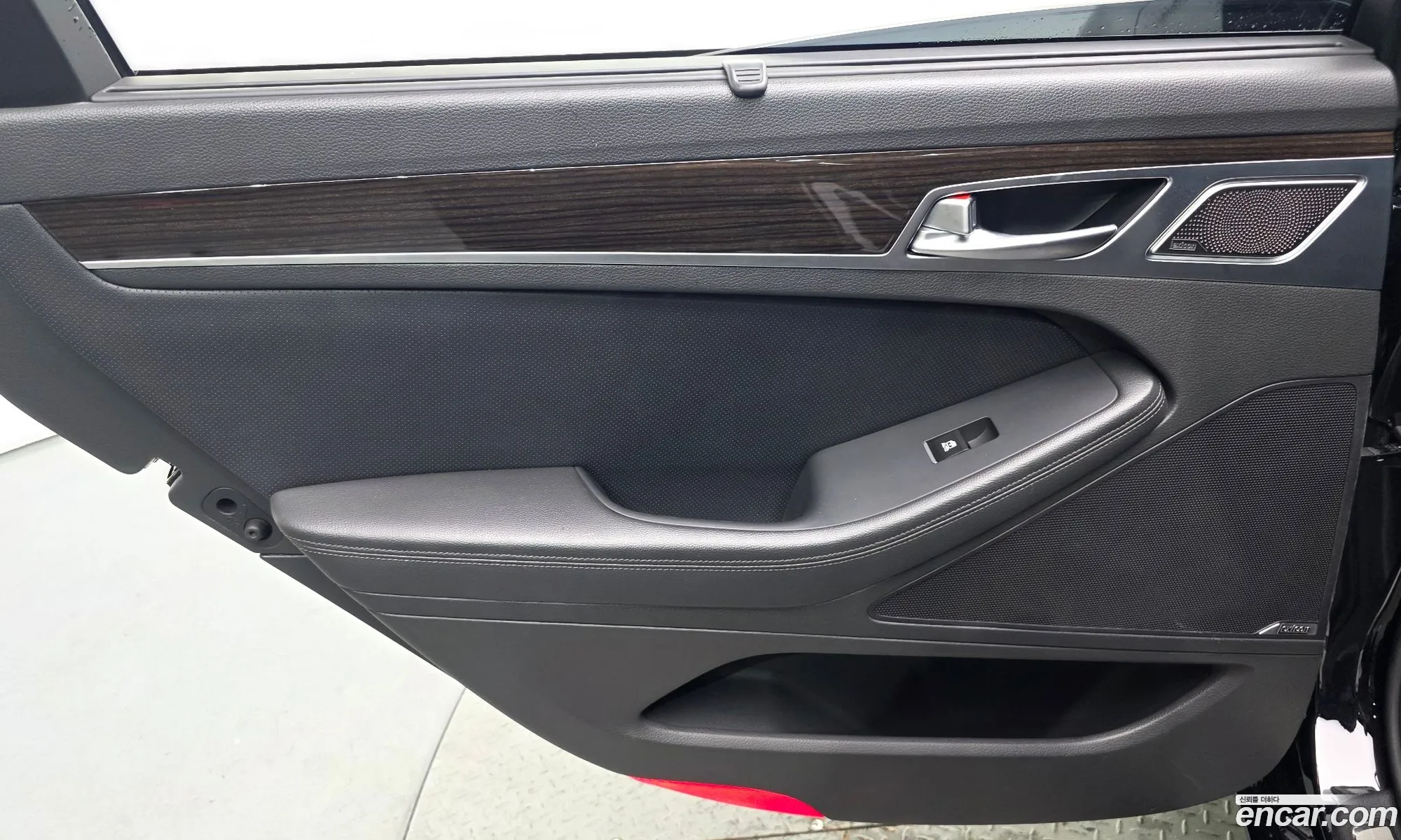Genesis G80 2019 — 24