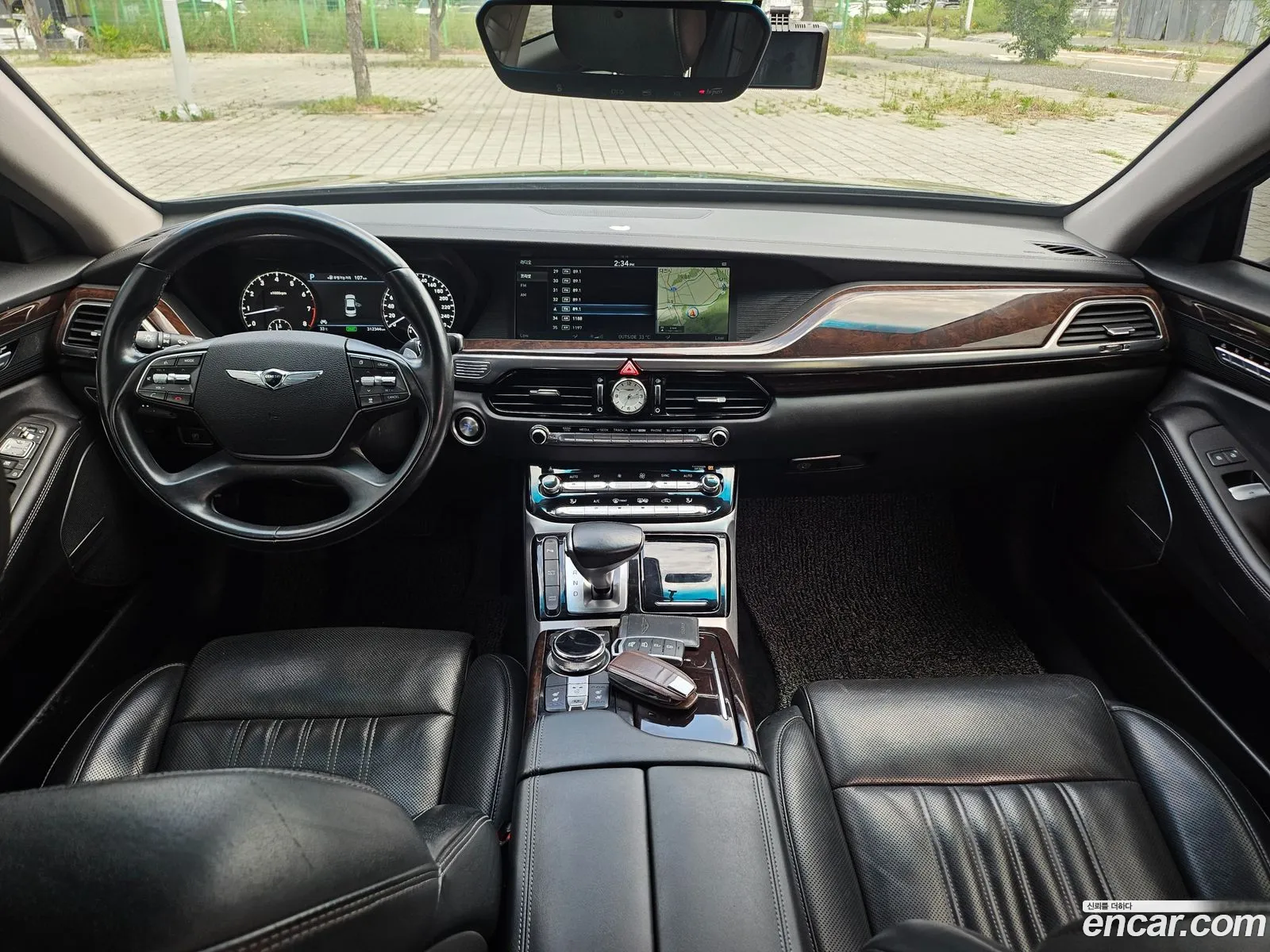 Genesis EQ900 2018 — 10