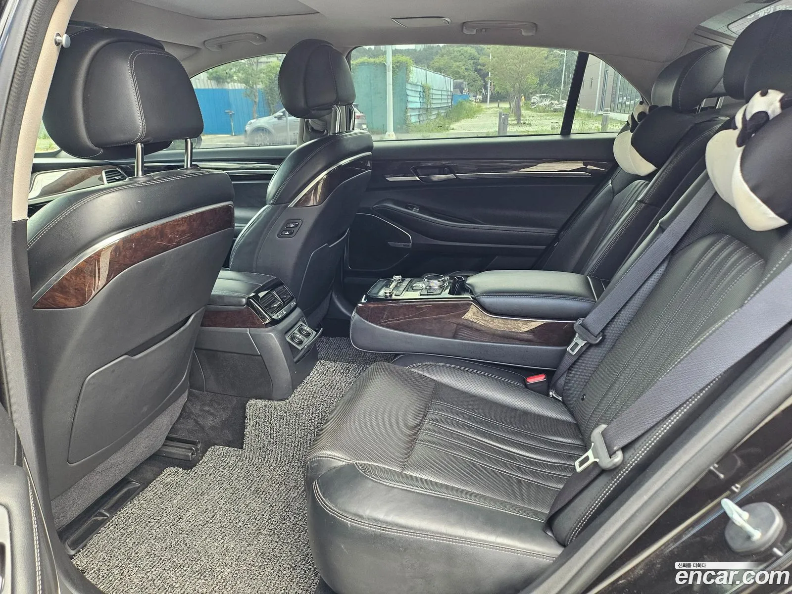 Genesis EQ900 2018 — 12