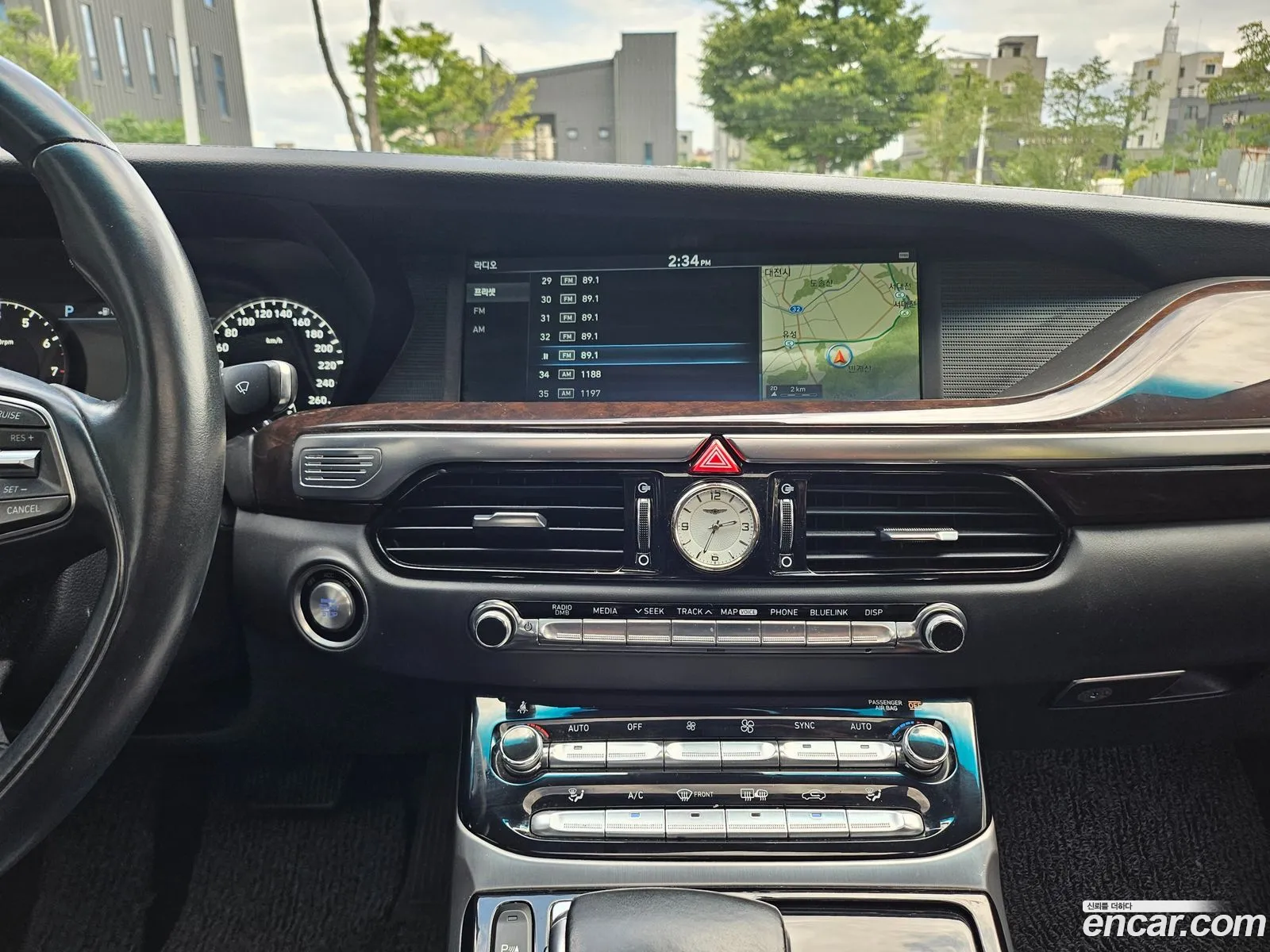 Genesis EQ900 2018 — 8