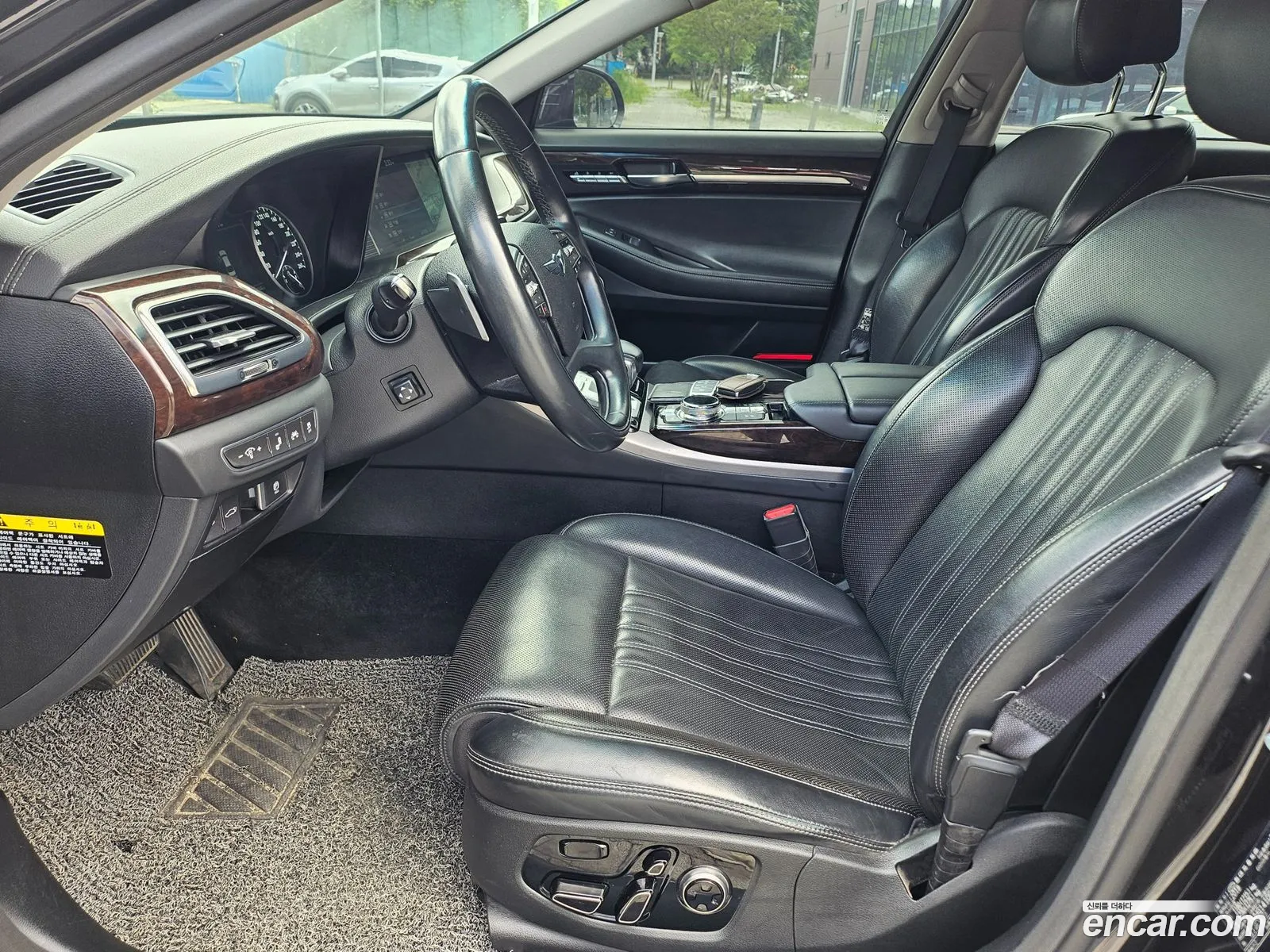 Genesis EQ900 2018 — 7
