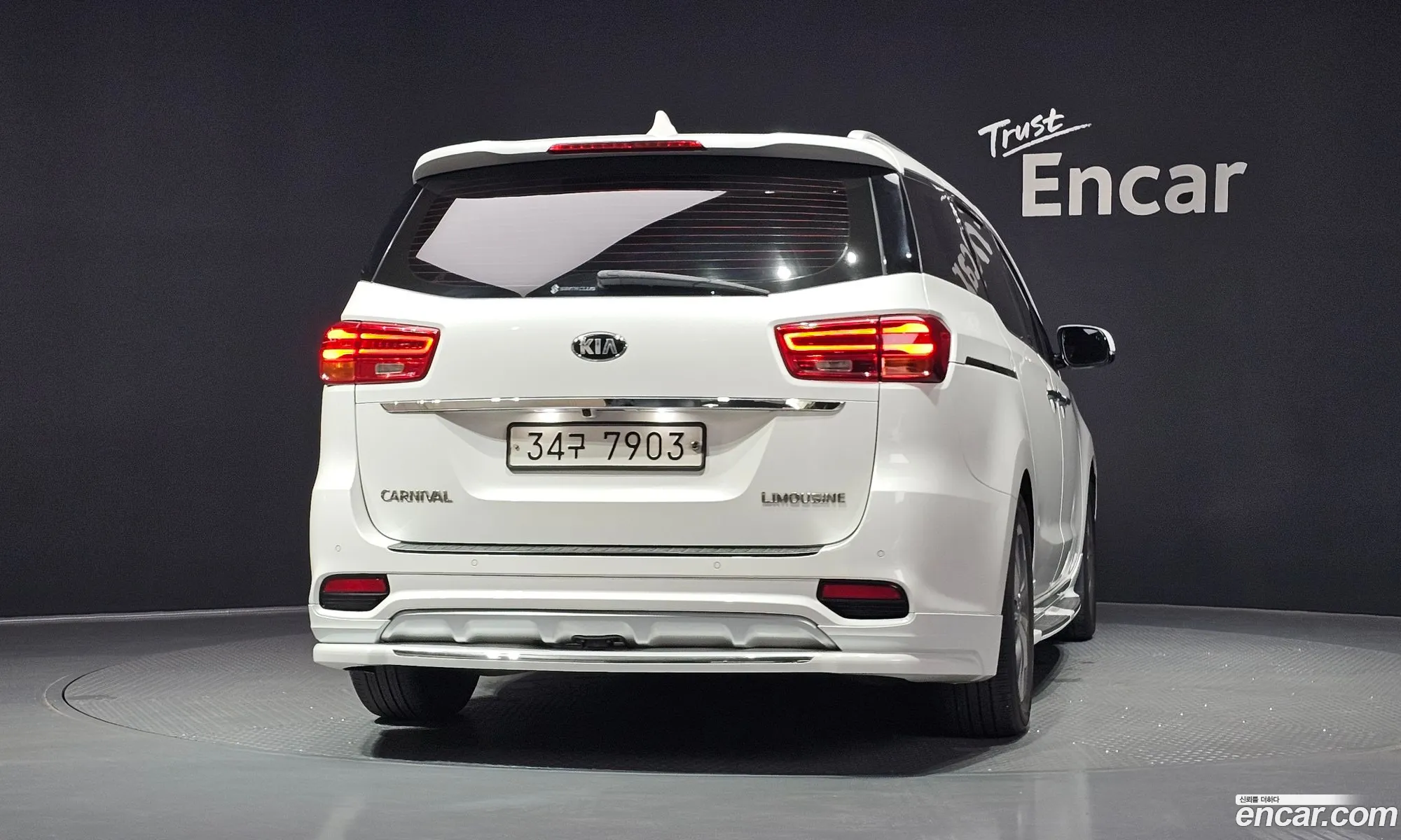 Kia Carnival 2018 — 18