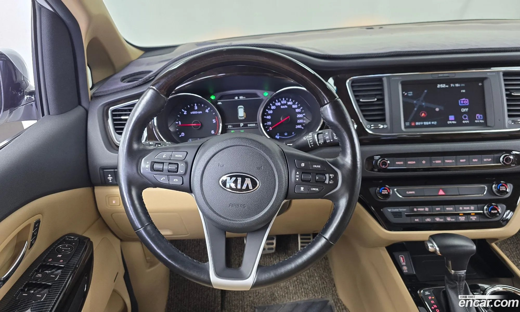 Kia Carnival 2018 — 20