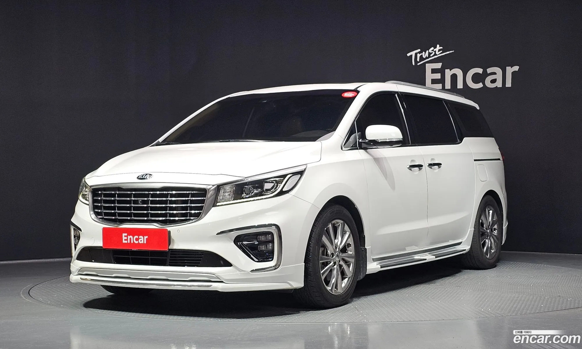 Kia Carnival 2018 — 17