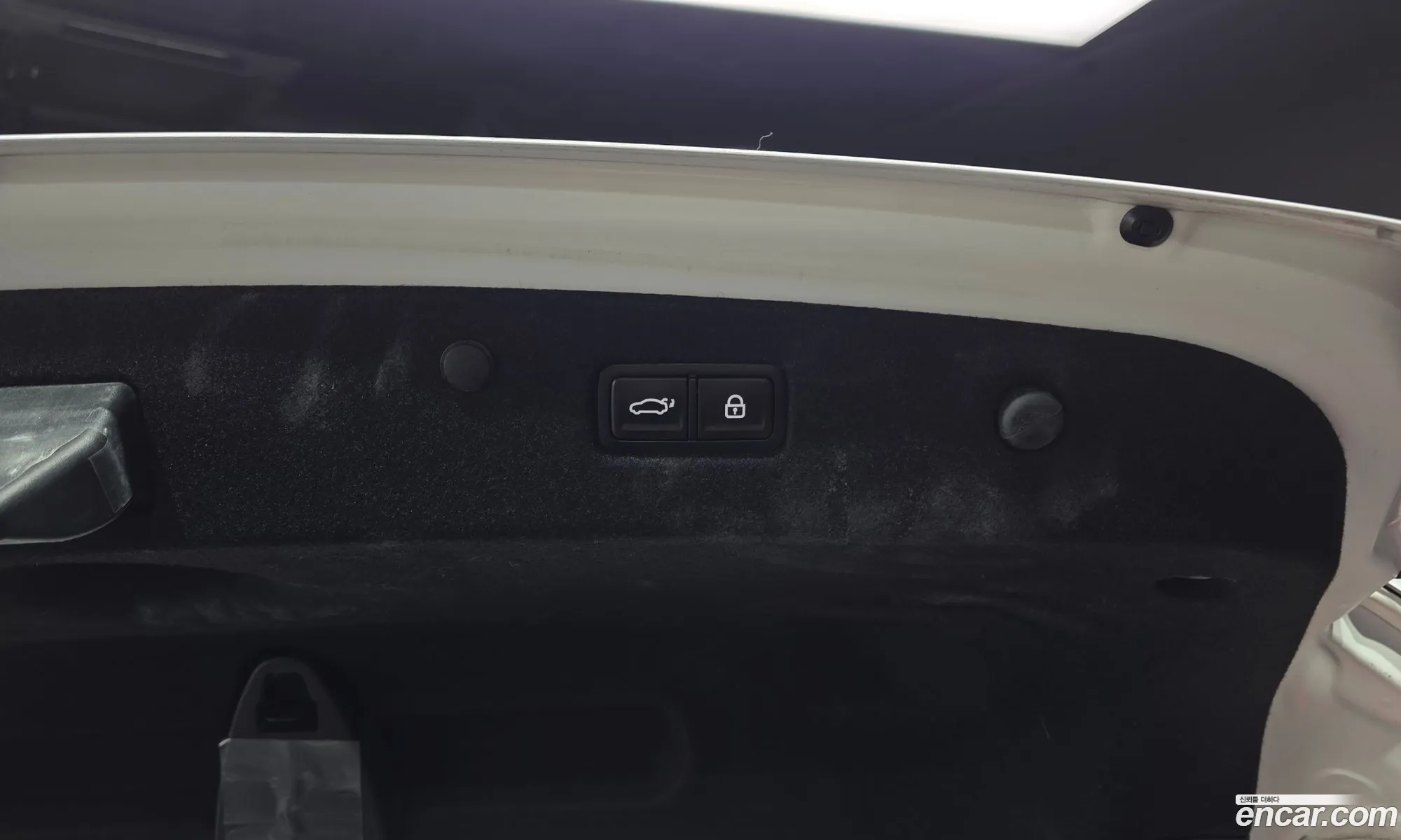 Kia K8 2024 KNAM241BBRA065748 — 27