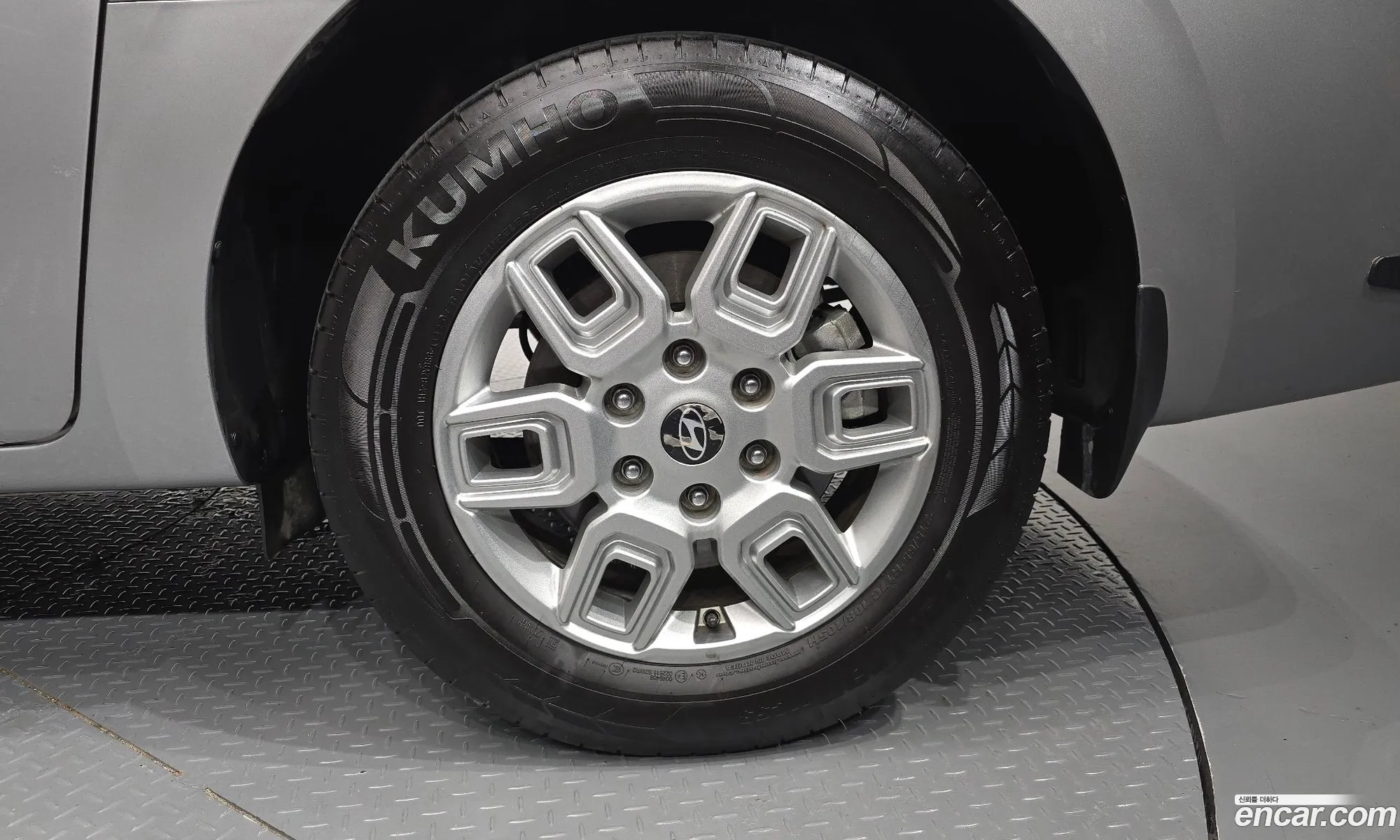 Hyundai Staria 2025 KMFYDX71BSC245125 — 15