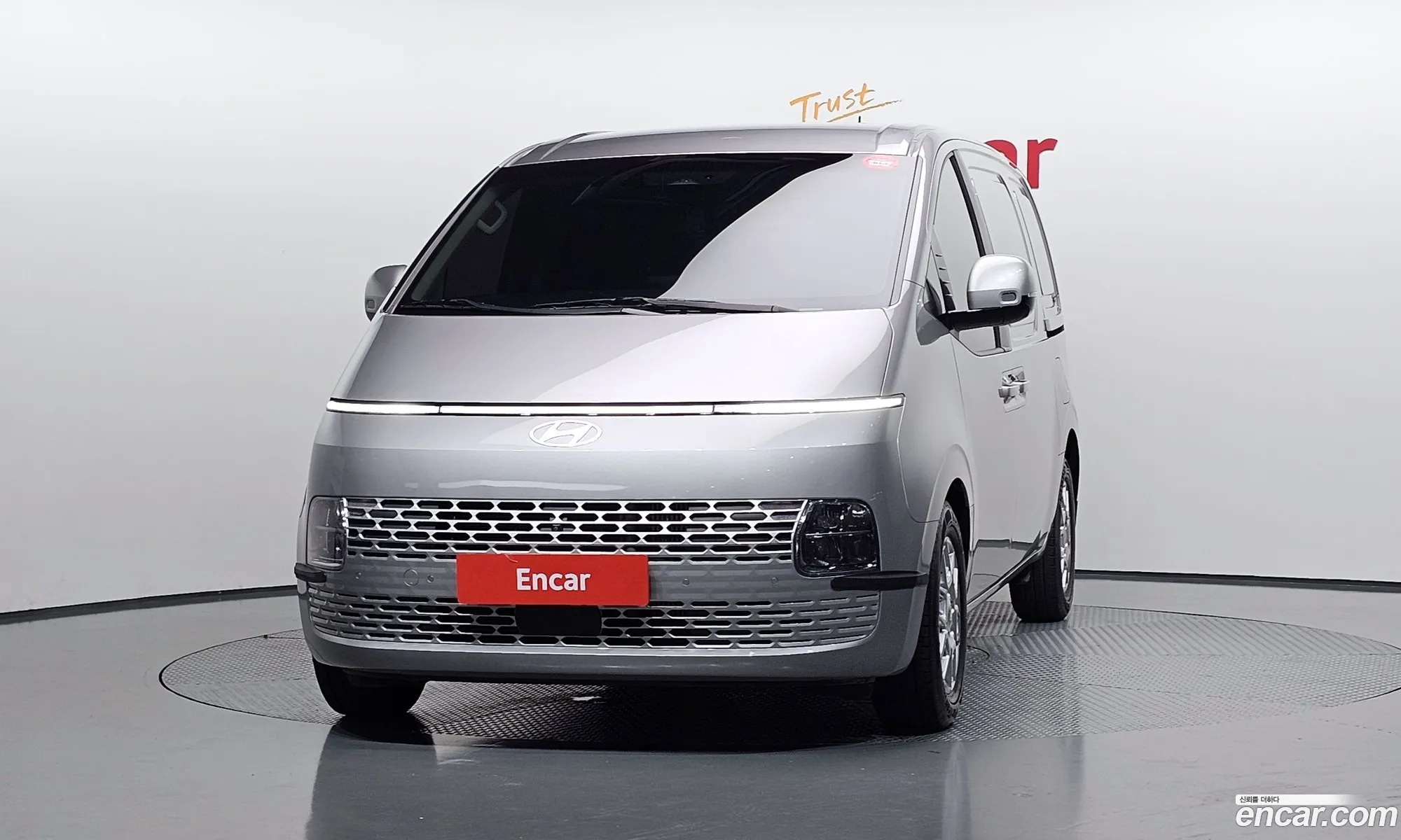 Hyundai Staria 2025 KMFYDX71BSC245125 — 12