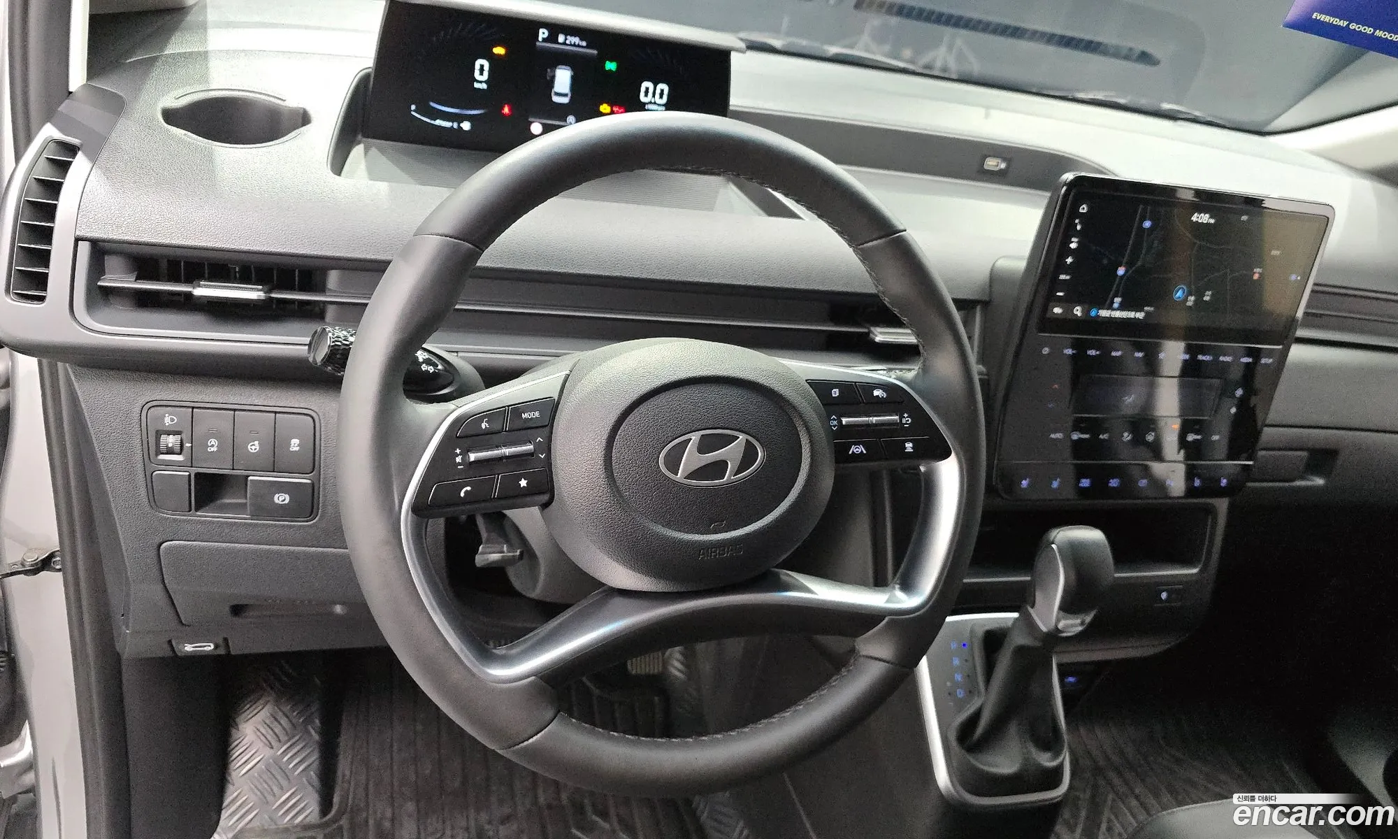 Hyundai Staria 2025 KMFYDX71BSC245125 — 8