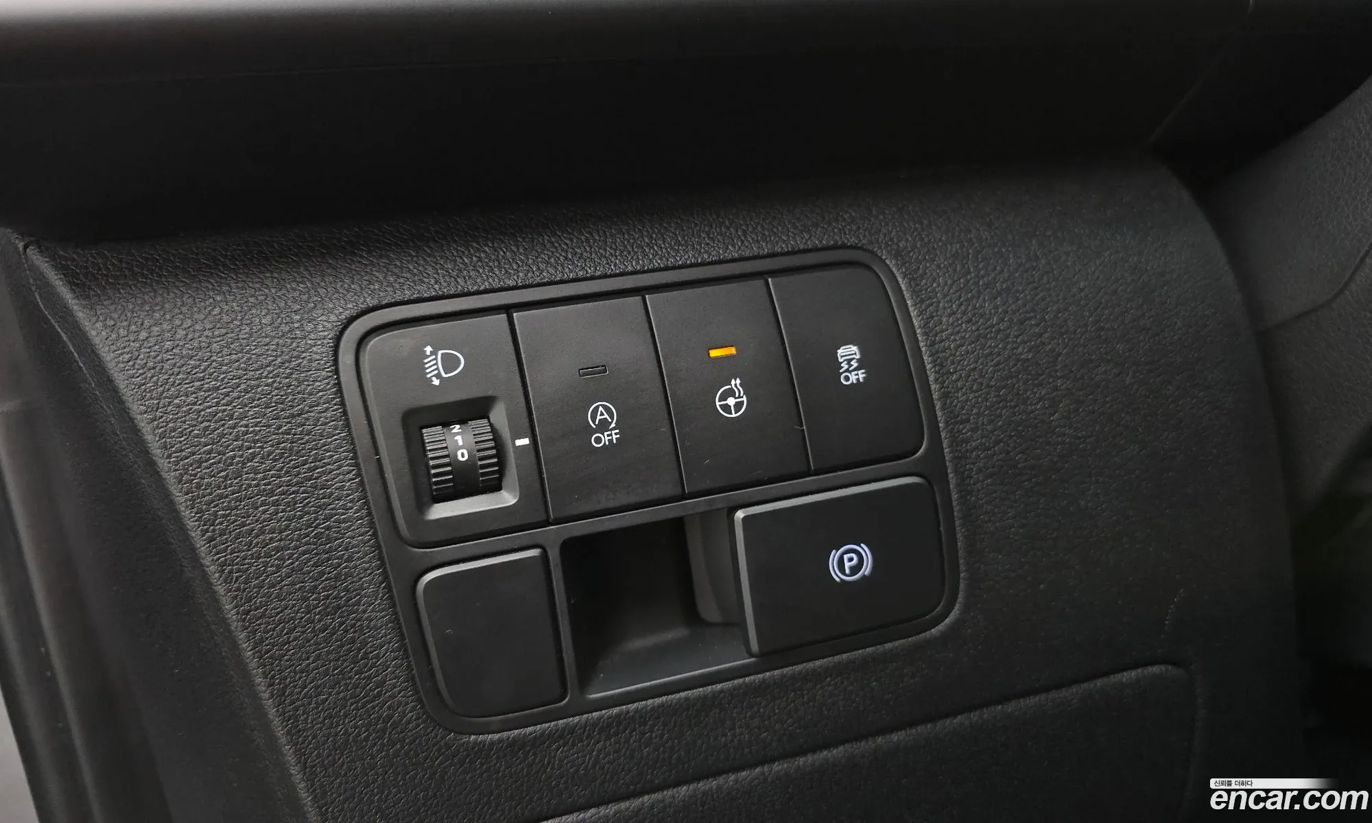 Hyundai Staria 2025 KMFYDX71BSC245125 — 11