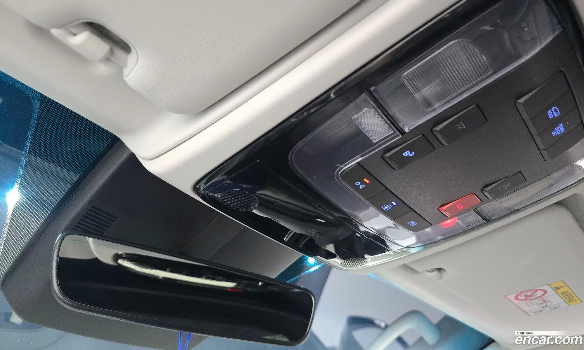 Hyundai Staria 2025 KMFYDX71BSC245125 — 23
