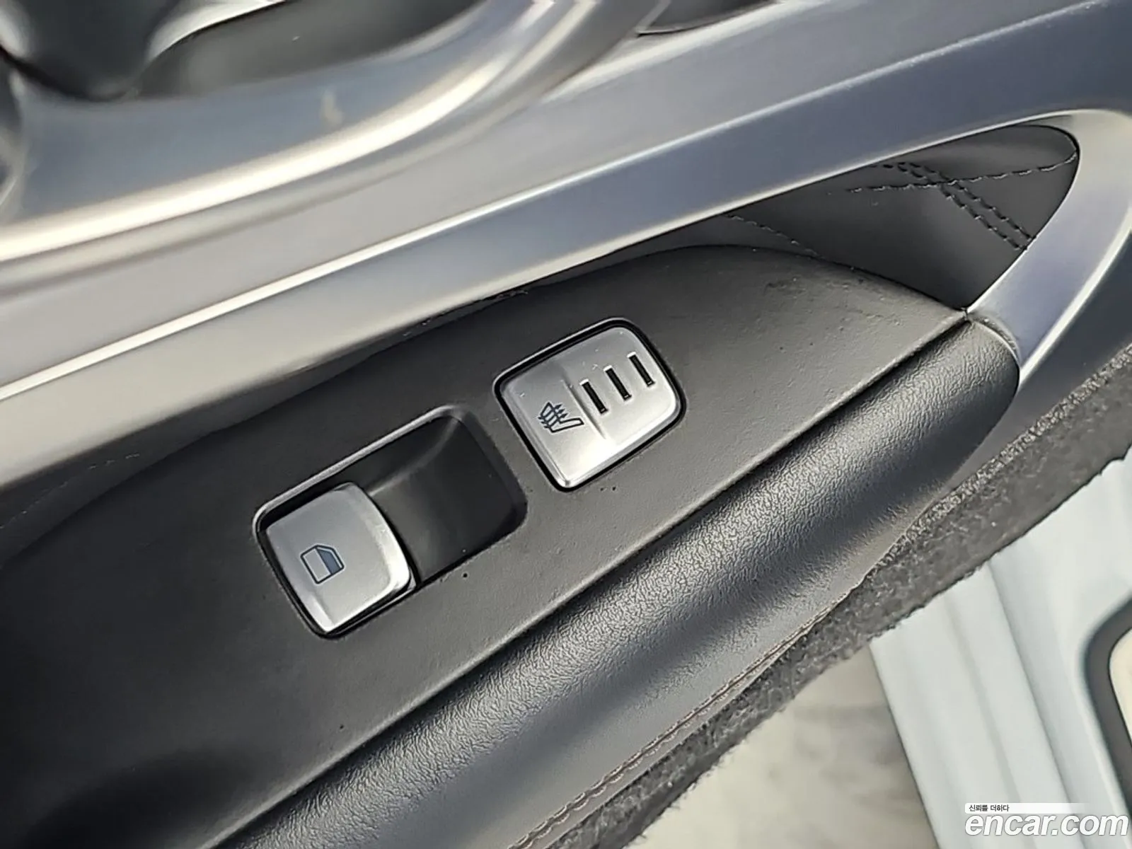 Genesis G70 2018 — 2