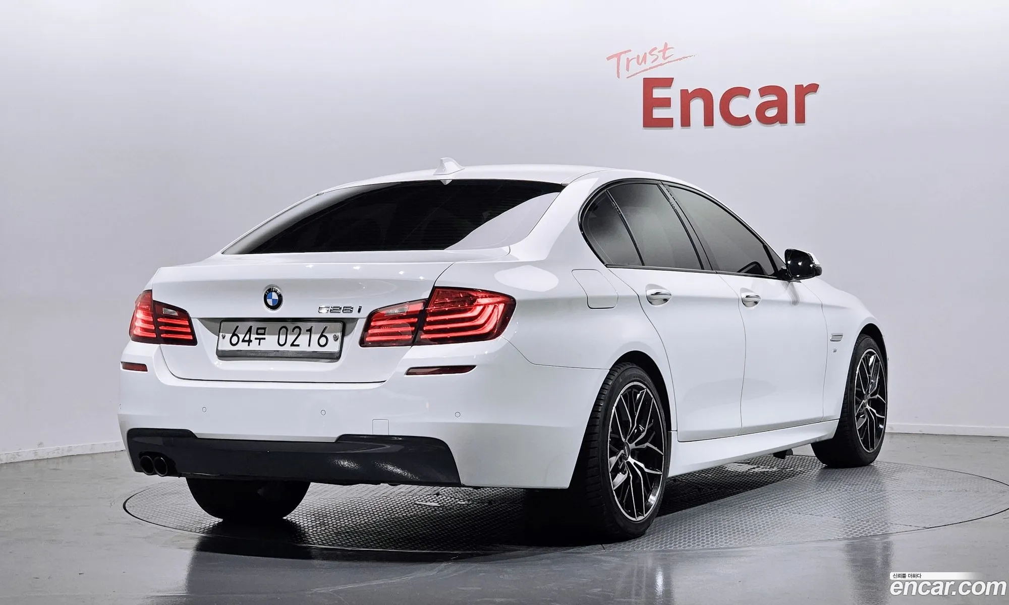 BMW 5 Series 2016 WBA5A5100GG180335 — 5