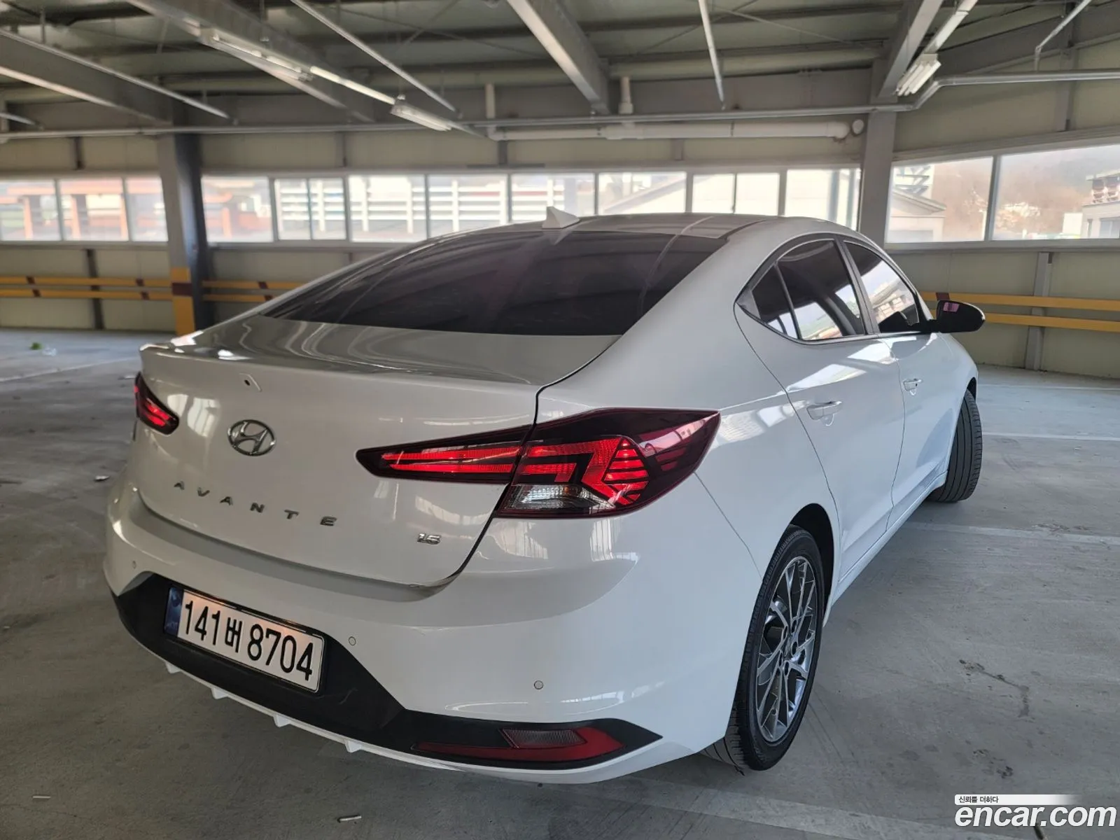 Hyundai Elantra AD 2019 — 6