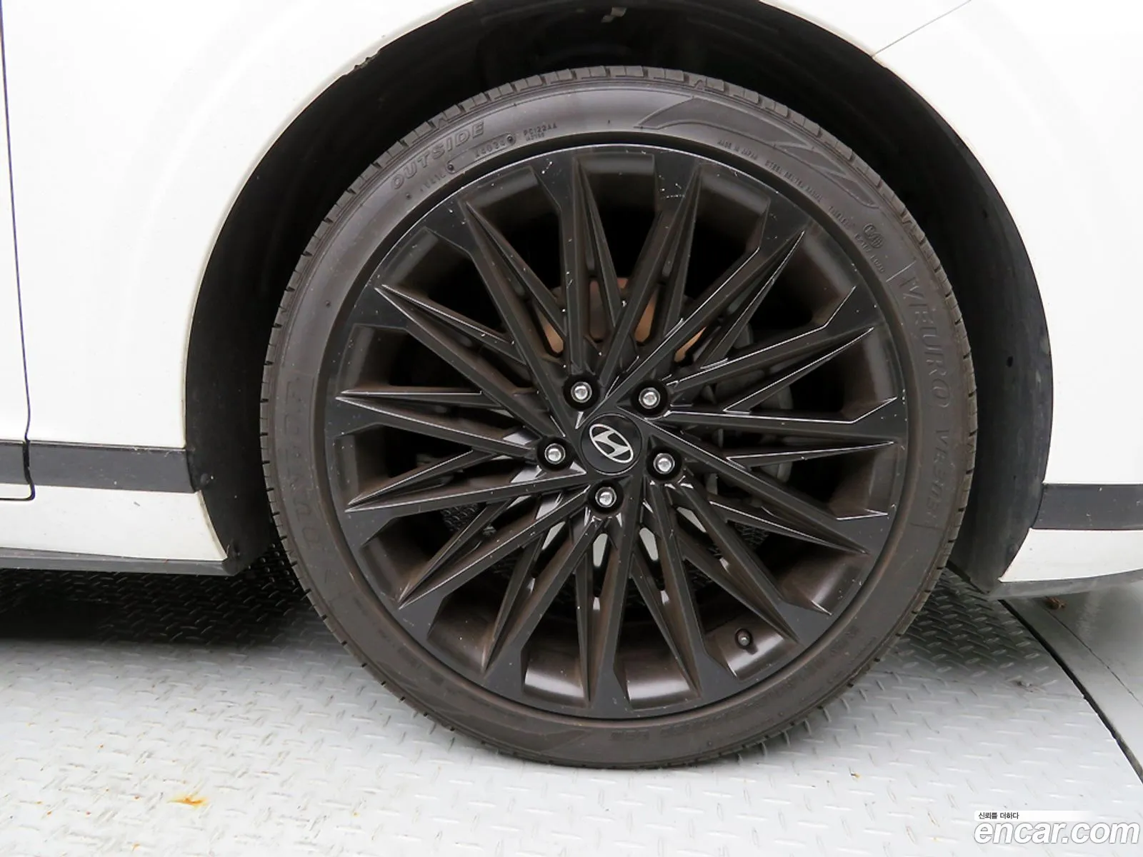 Hyundai Grandeur 2023 — 12