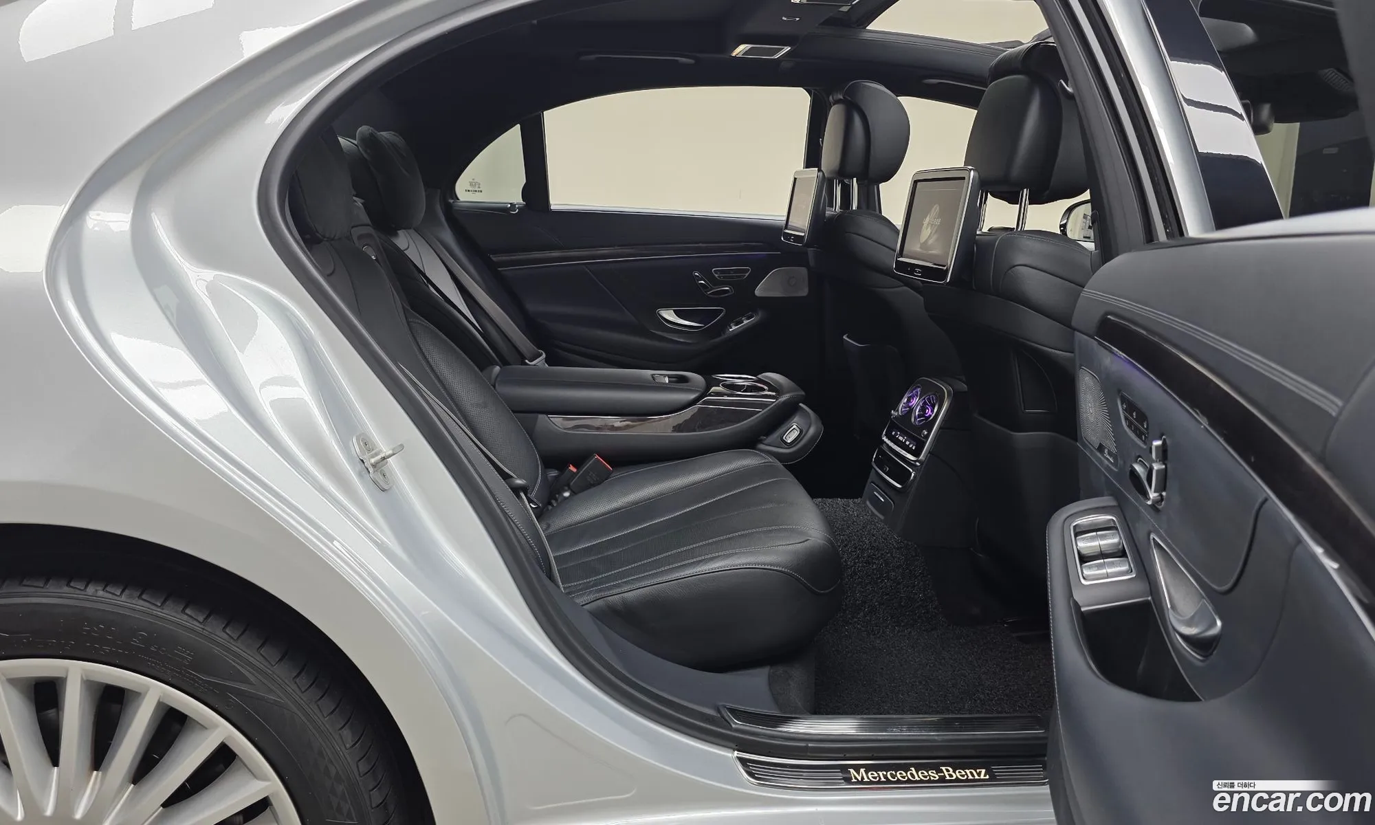 Mercedes-Benz S-Class W222 2017 — 13