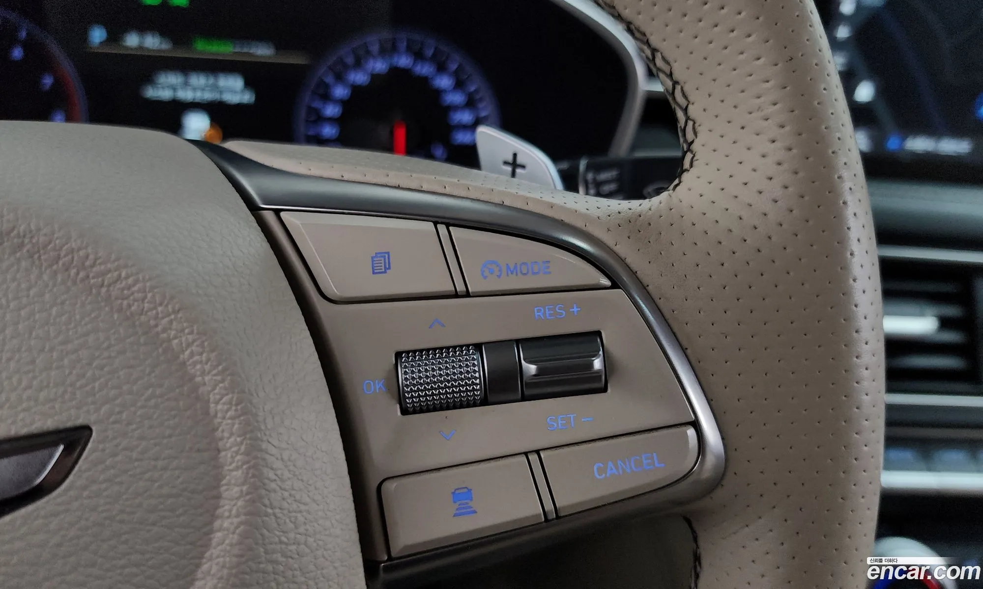 Genesis G70 2018 — 31