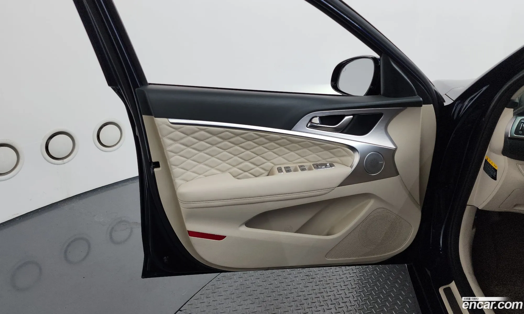 Genesis G70 2018 — 10