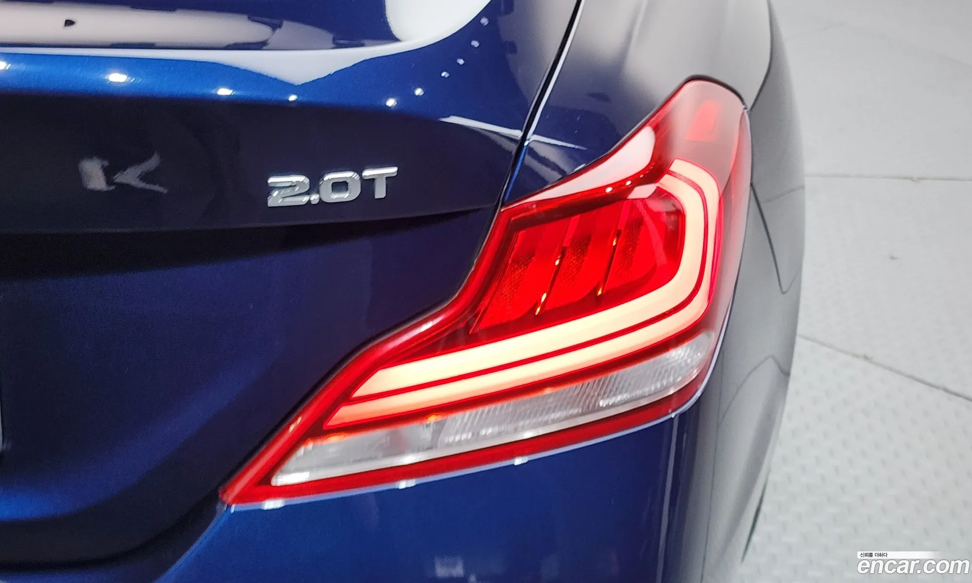 Genesis G70 2018 — 26
