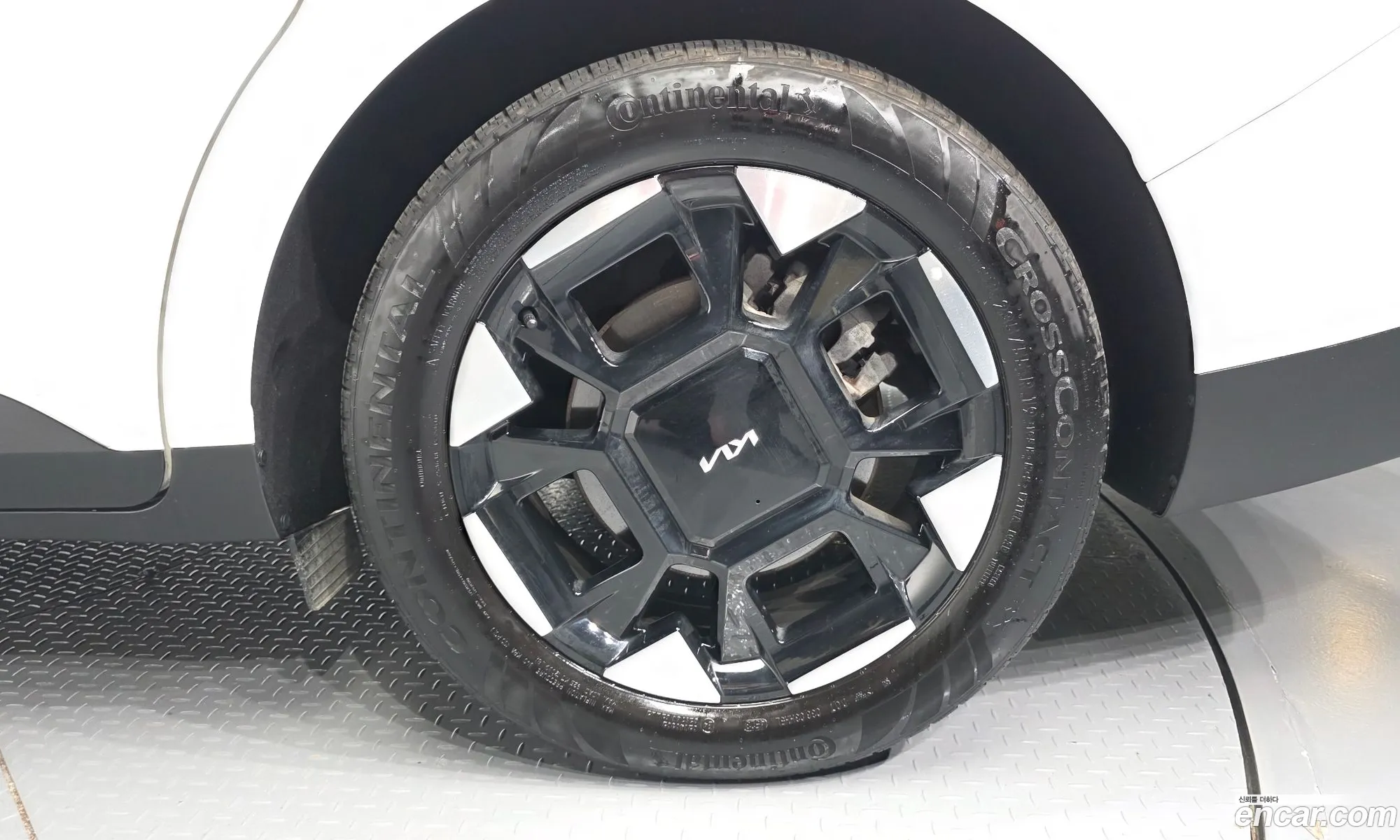 Kia Carnival 2023 KNANE813BRS416463 — 7