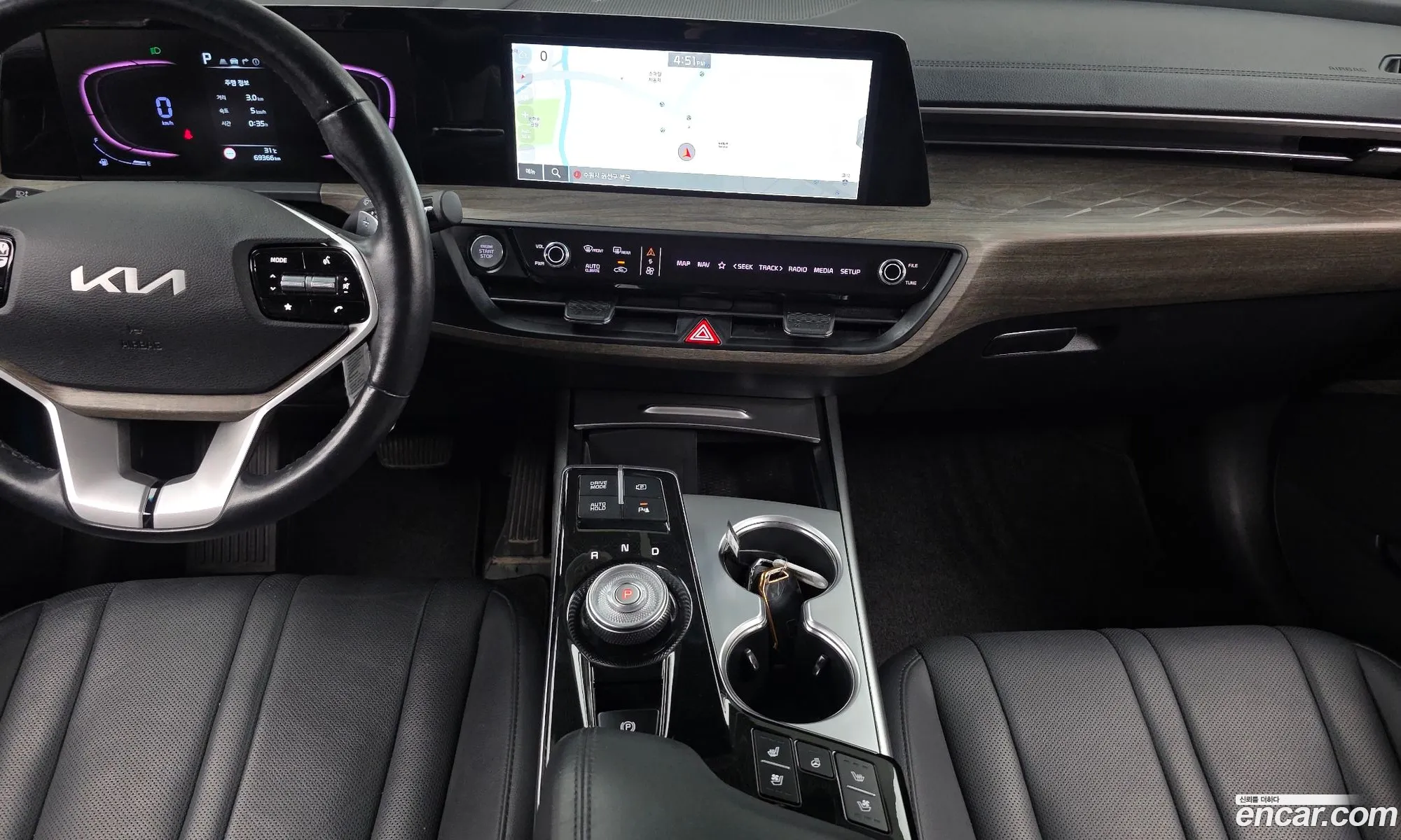 Kia K8 2022 KNAM141FBPA037098 — 3