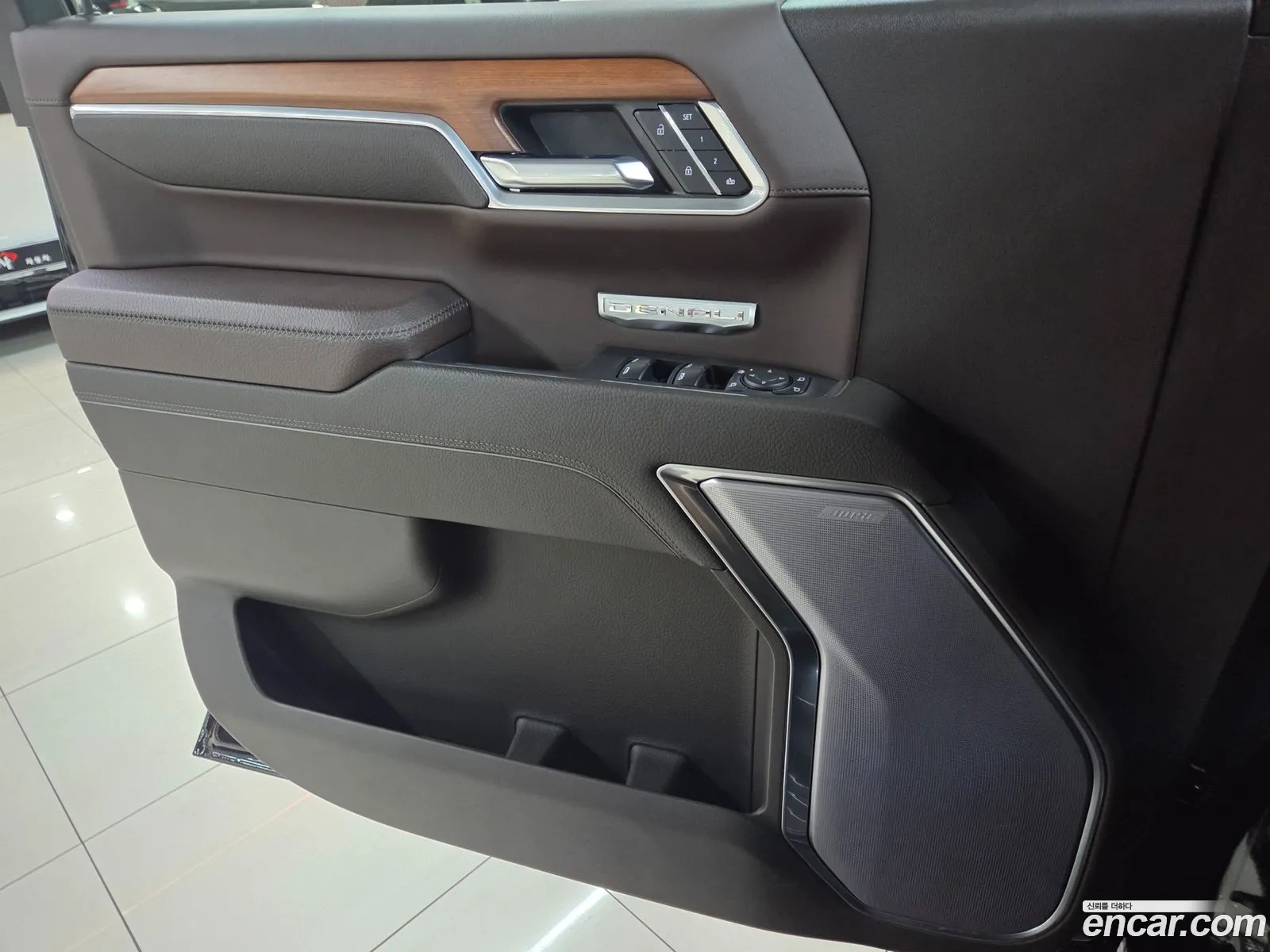 GMC Sierra 2022 — 16