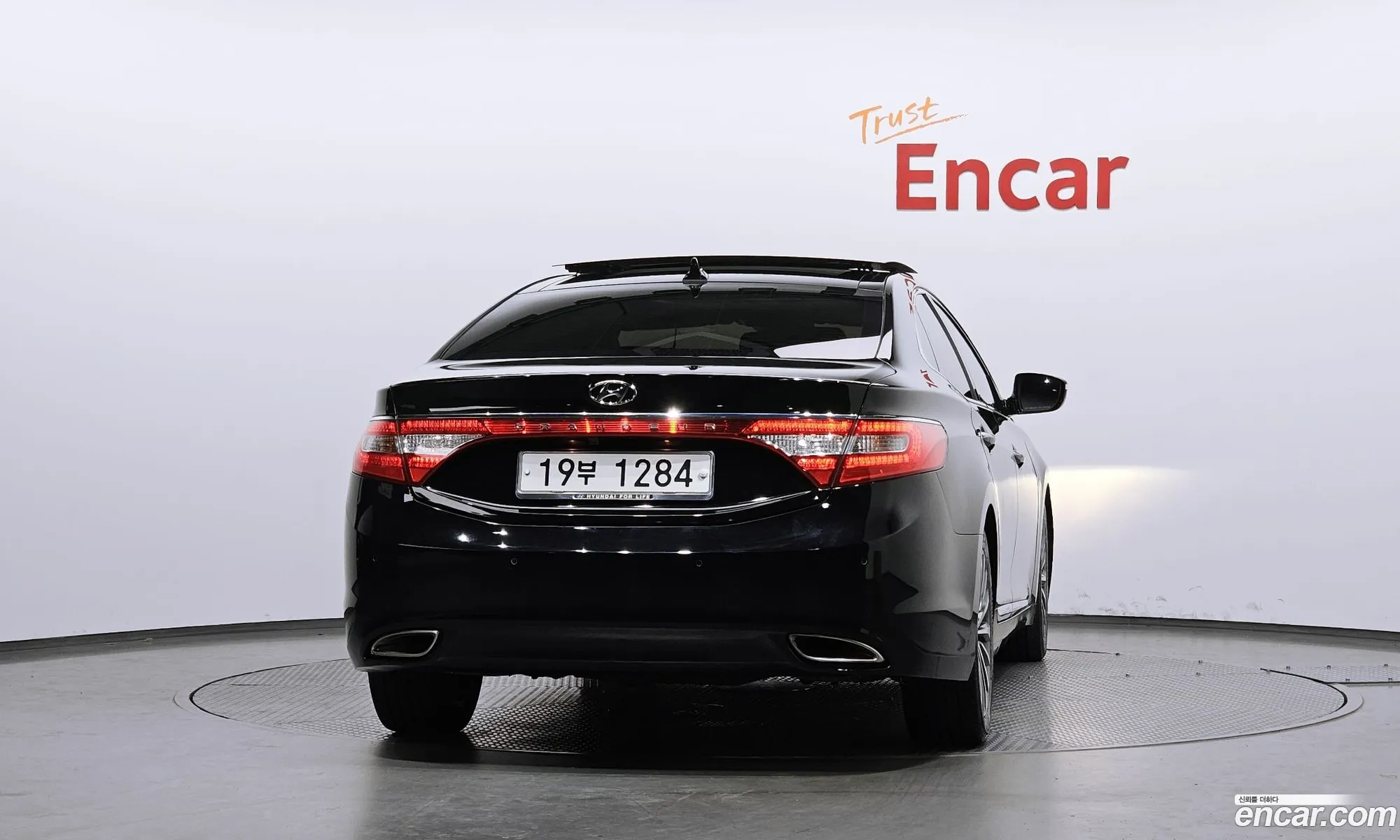 Hyundai Grandeur HG 2013 KMHFF41EBEA327901 — 8
