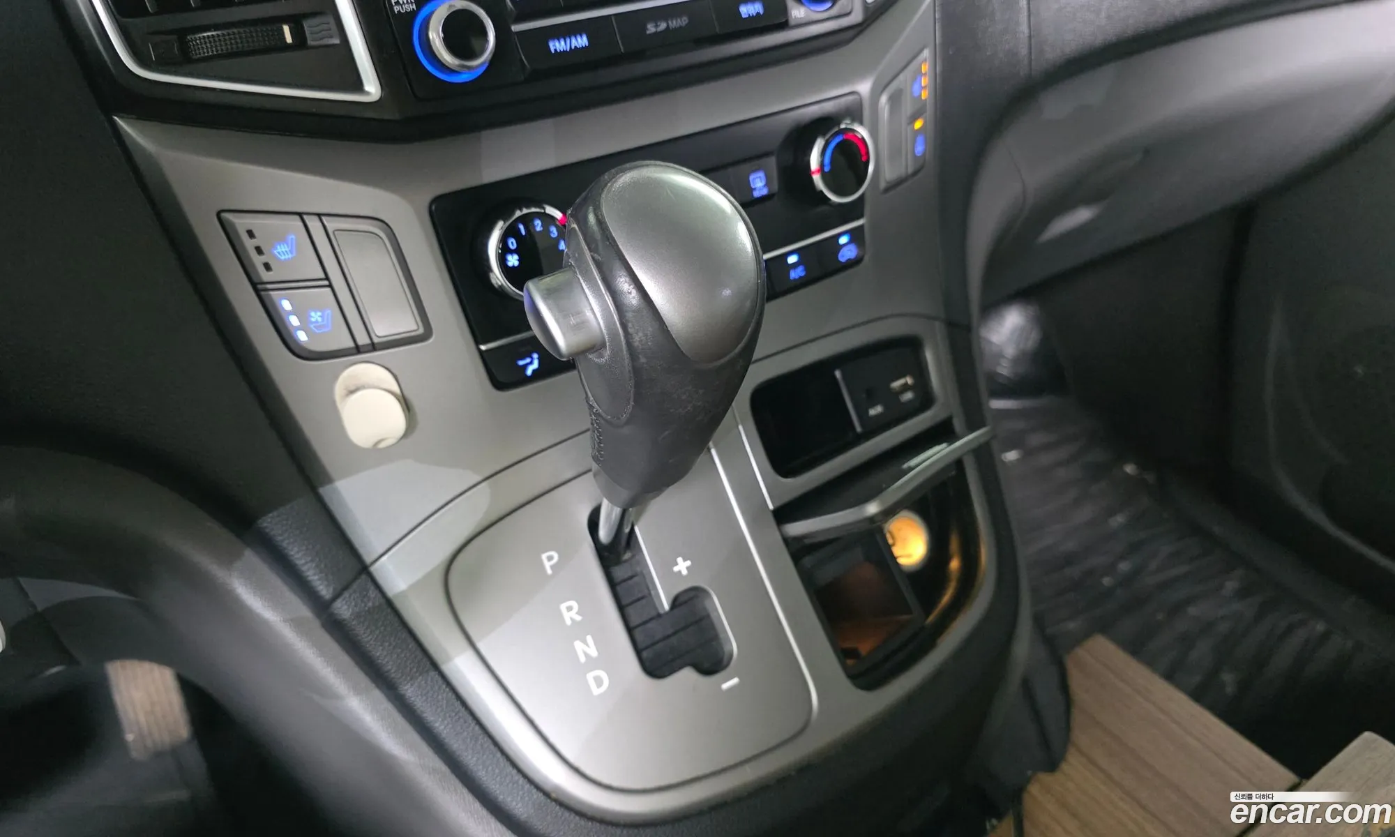 Hyundai Grand Starex 2017 — 4