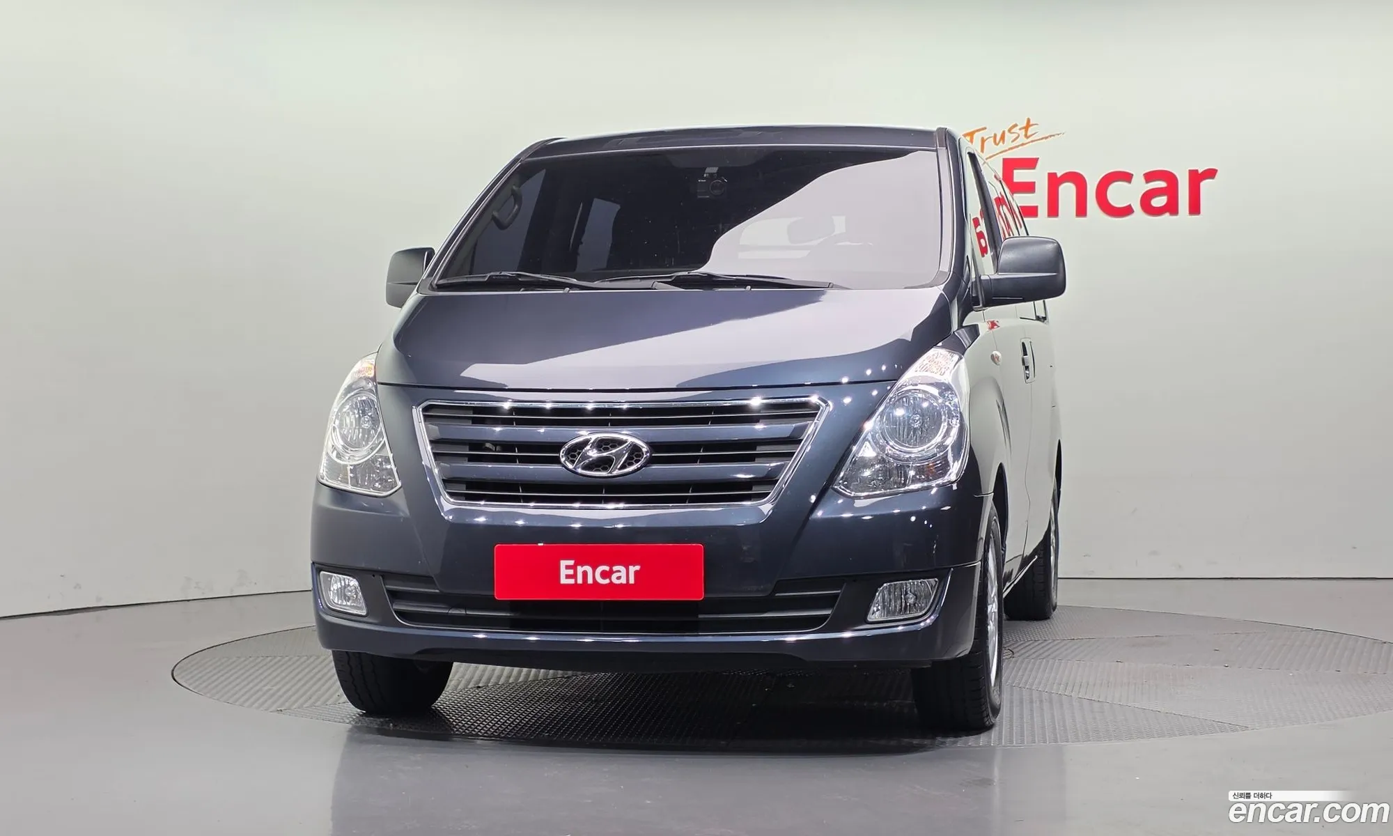 Hyundai Grand Starex 2017 — 10