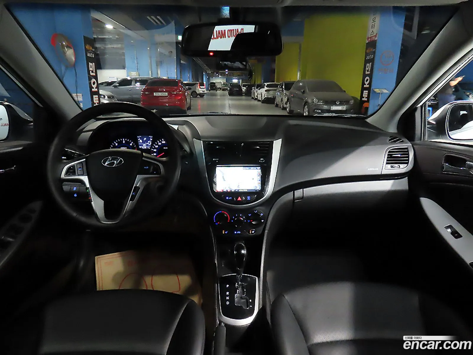 Hyundai Accent 2012 — 4