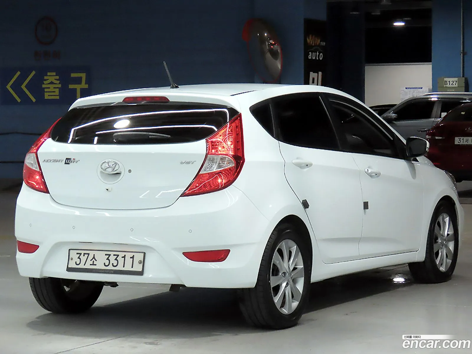Hyundai Accent 2012 — 17