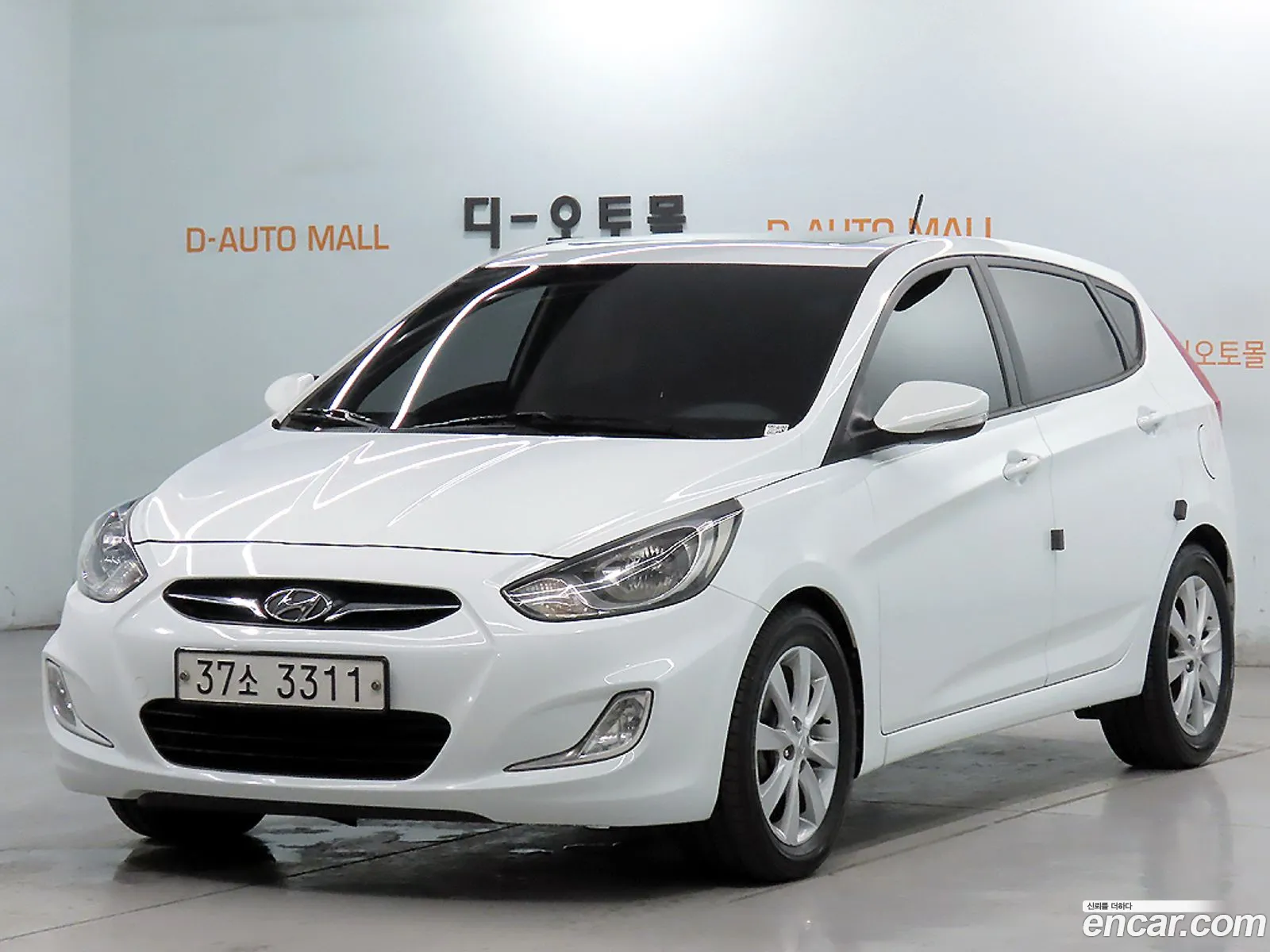 Hyundai Accent 2012 — 19