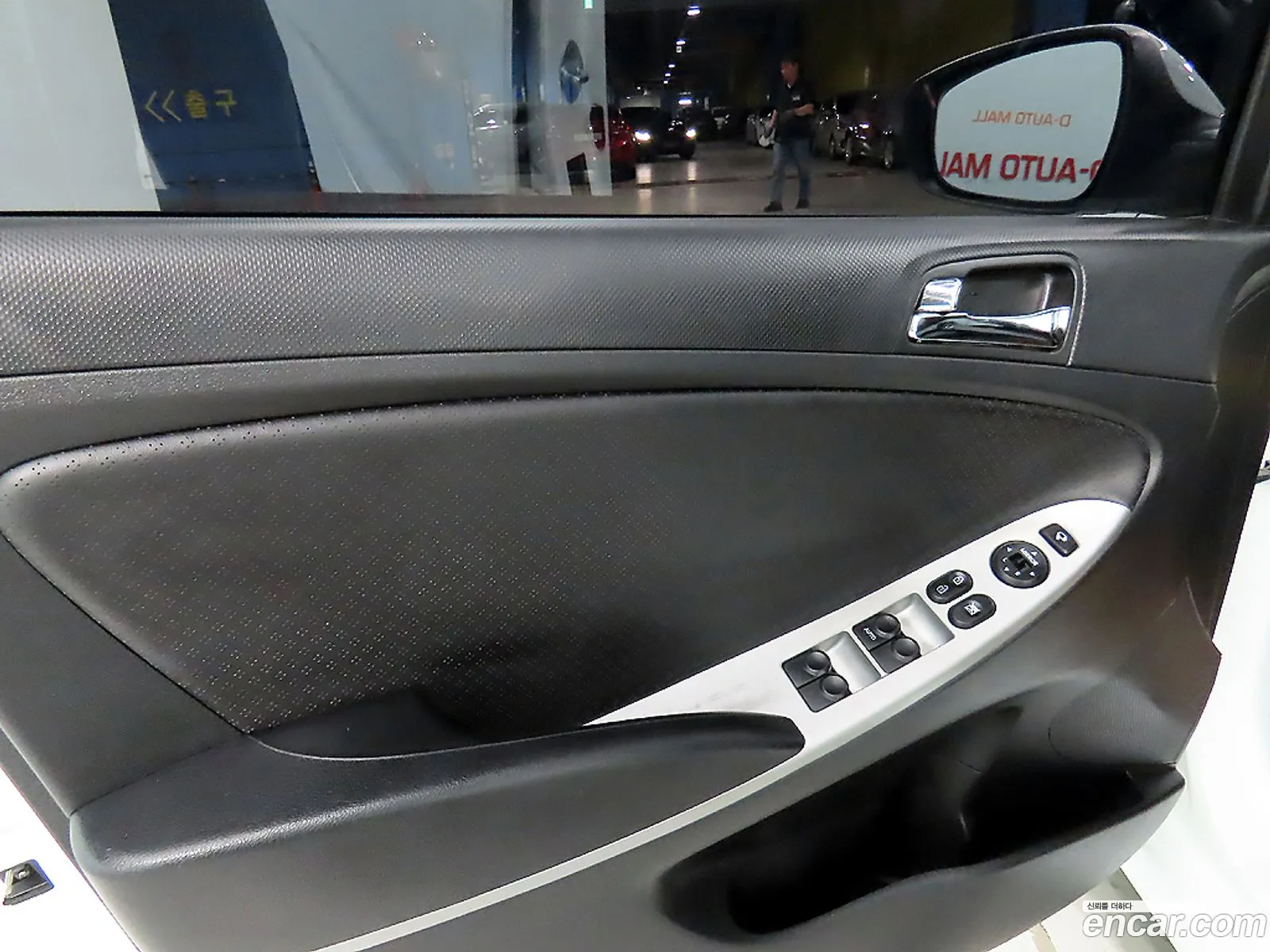 Hyundai Accent 2012 — 2