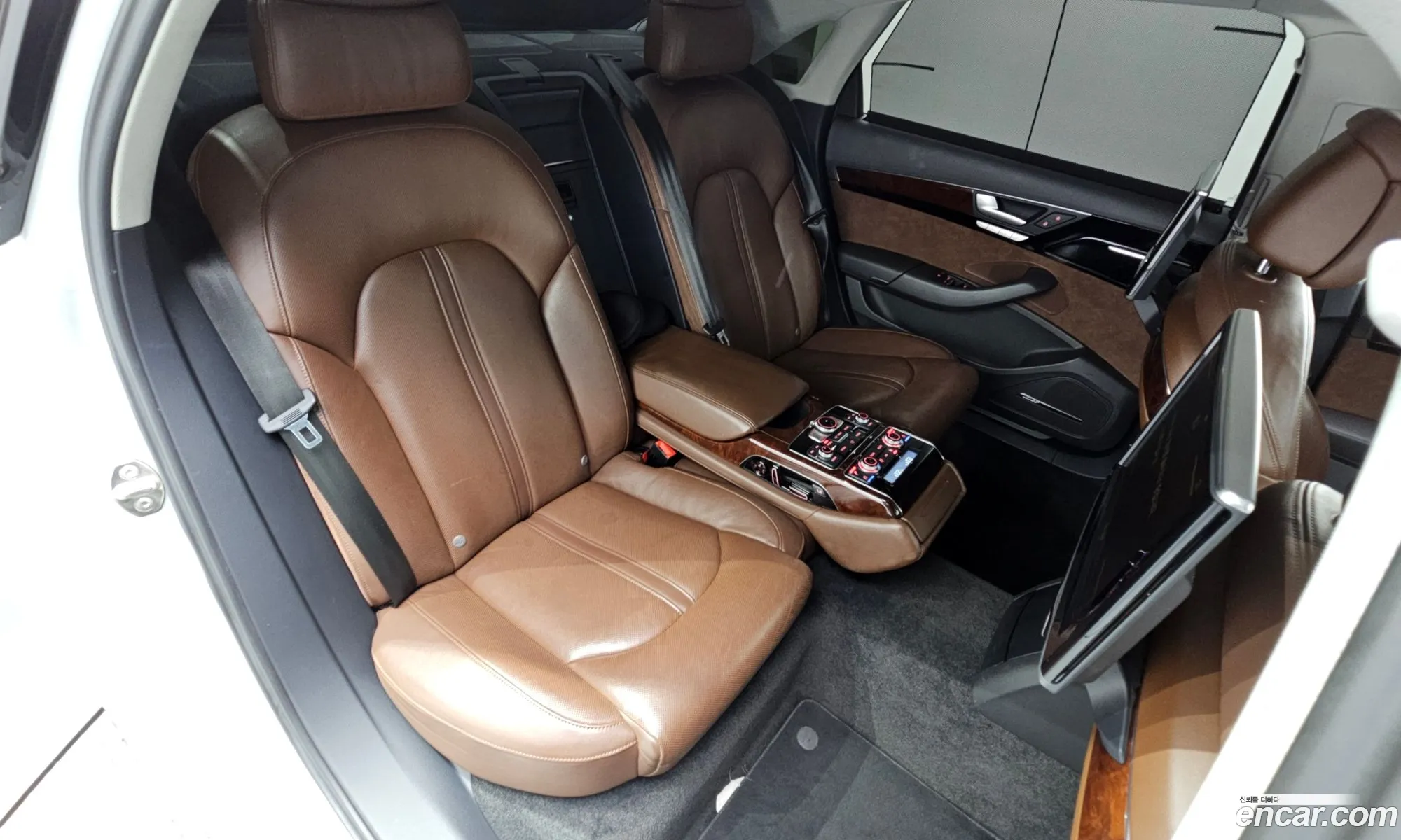 Audi A8 2013 WAUZZZ4H8DN017345 — 8