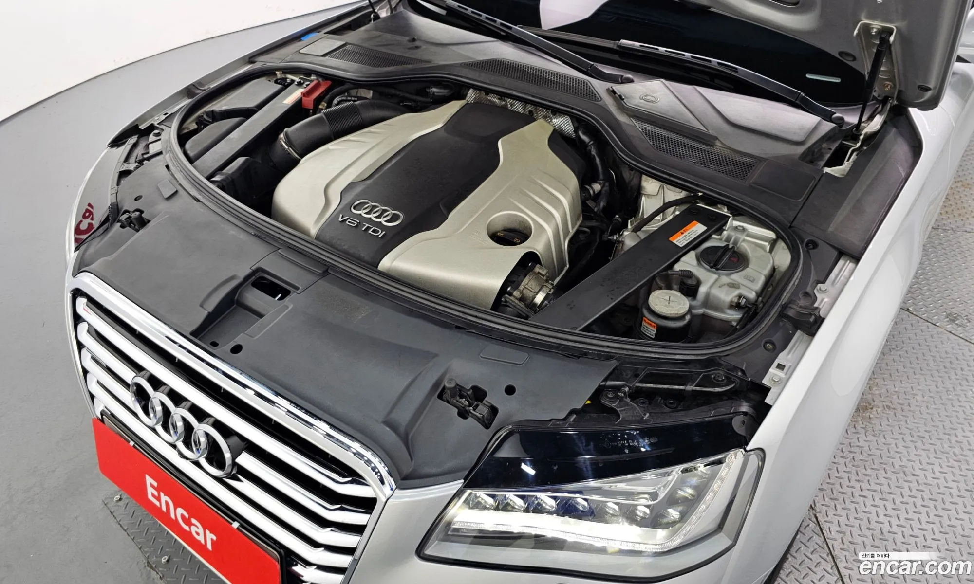 Audi A8 2013 WAUZZZ4H8DN017345 — 2