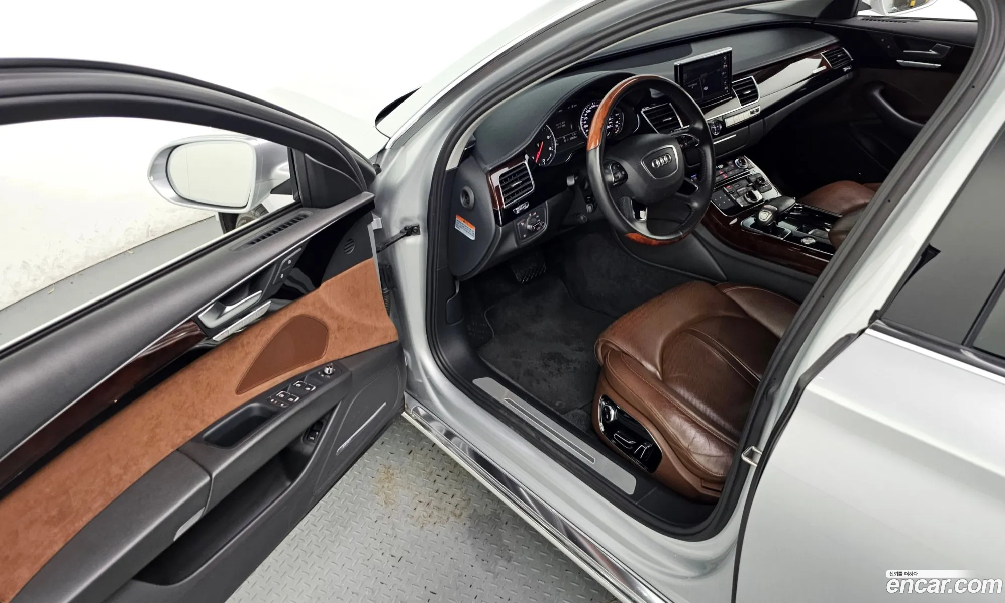 Audi A8 2013 WAUZZZ4H8DN017345 — 10
