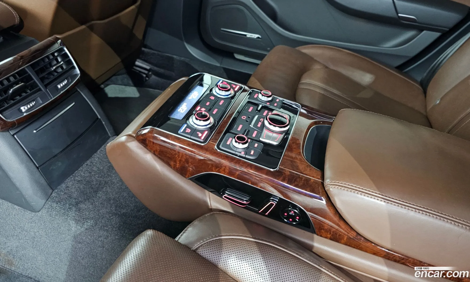 Audi A8 2013 WAUZZZ4H8DN017345 — 3