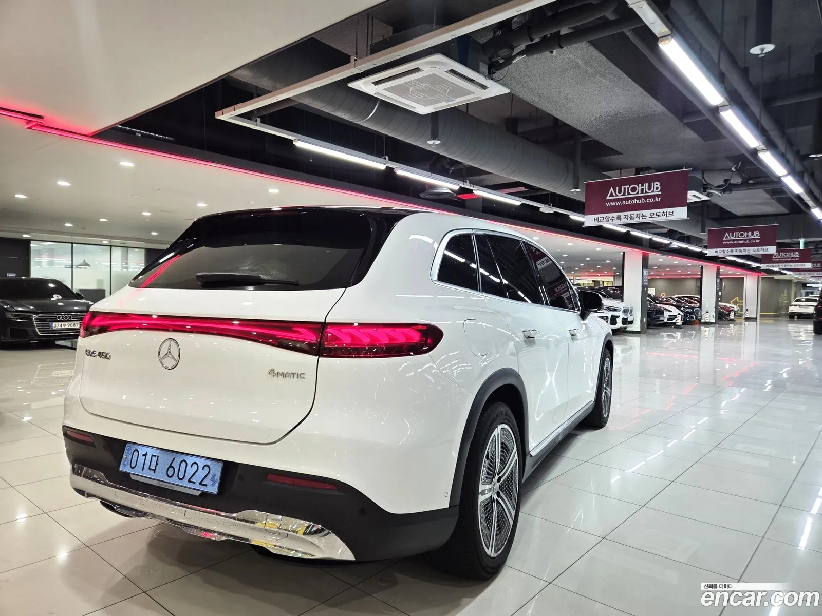 Mercedes-Benz EQS SUV X296 2023 — 18