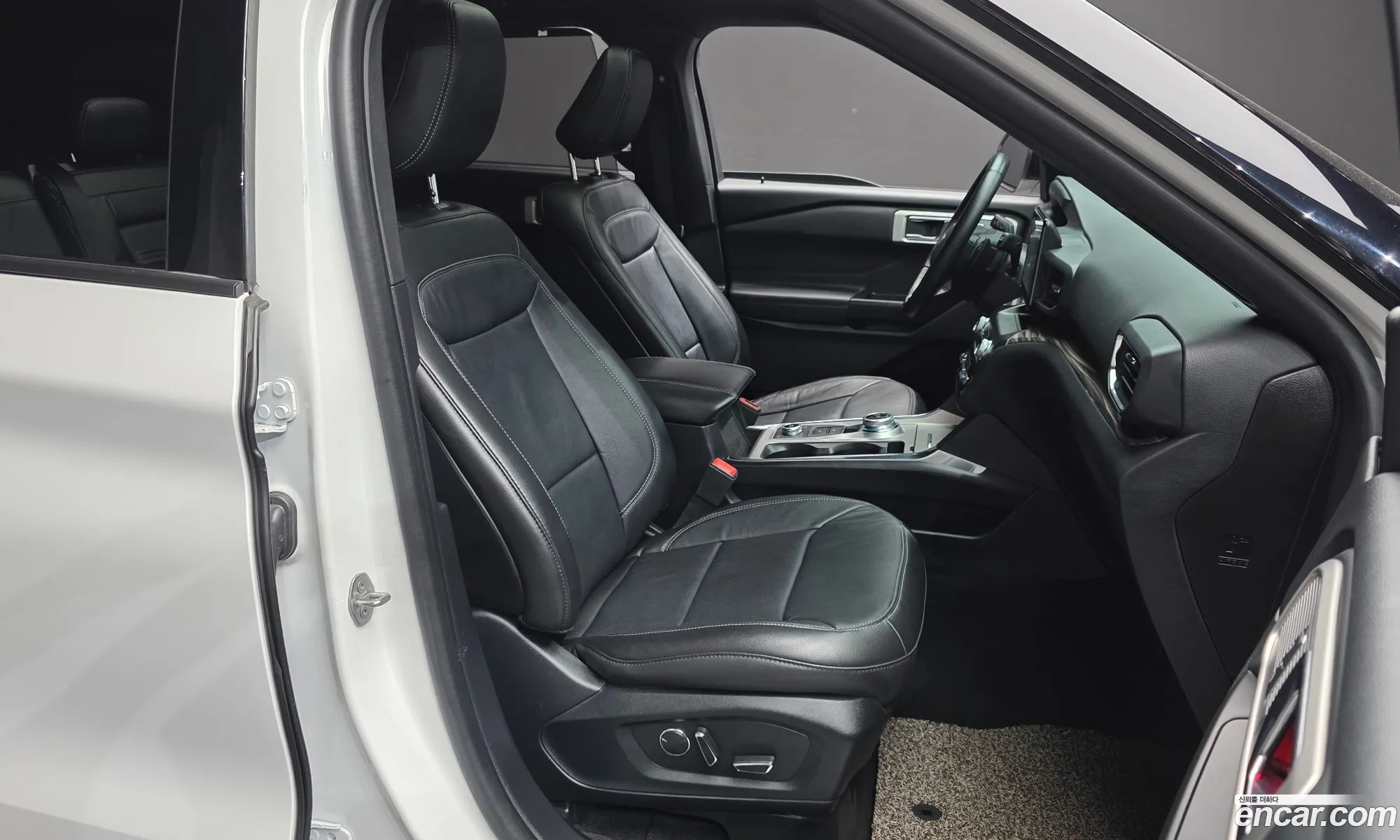 Ford Explorer 6th Gen 2020 1FMSK8FH9LGB88300 — 16
