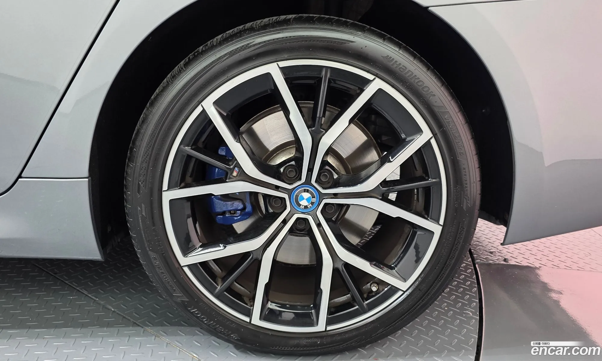 BMW 5 Series 2023 WBA51AG00PCM55502 — 31