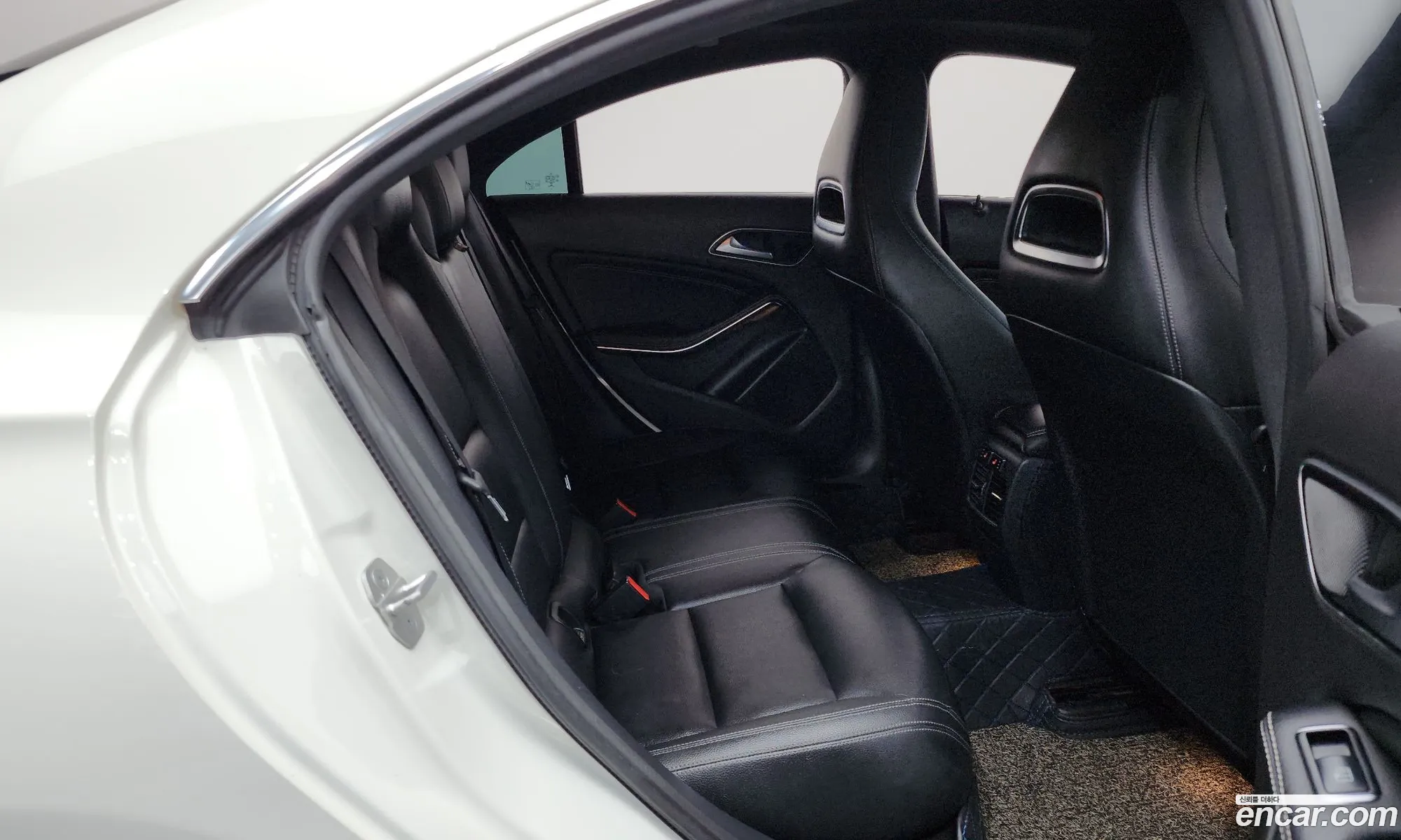 Mercedes-Benz CLA-Class C117 2017 — 8