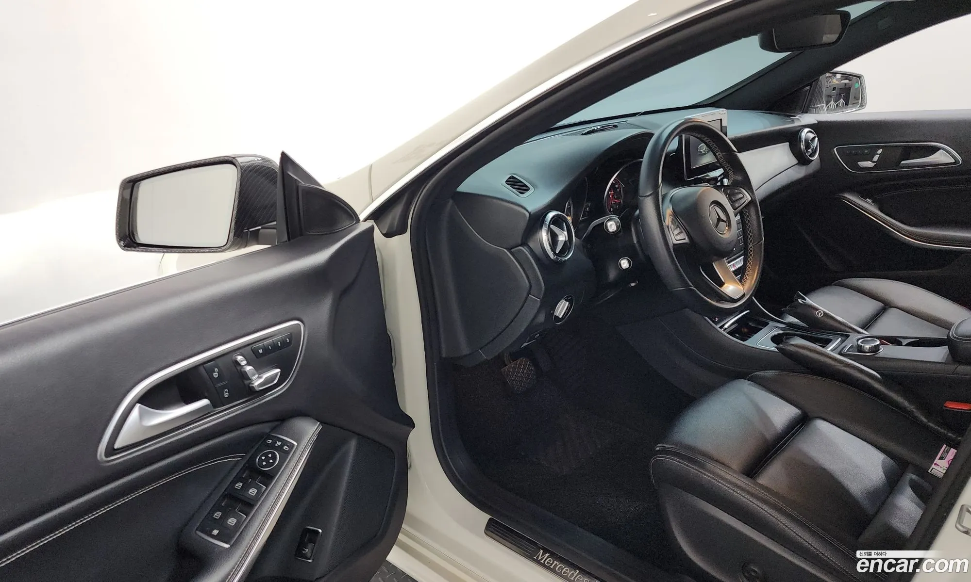 Mercedes-Benz CLA-Class C117 2017 — 20