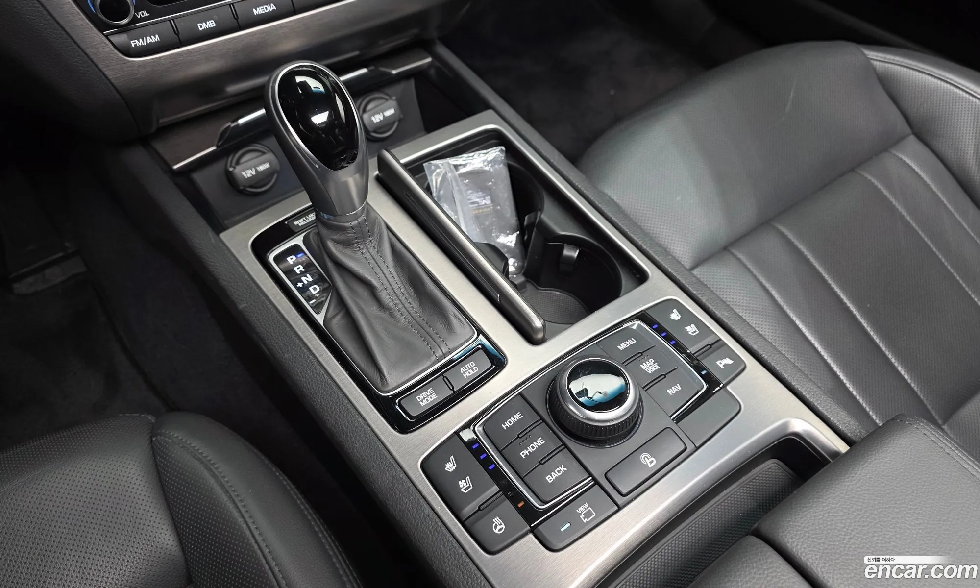 Hyundai Genesis DH 2015 — 12