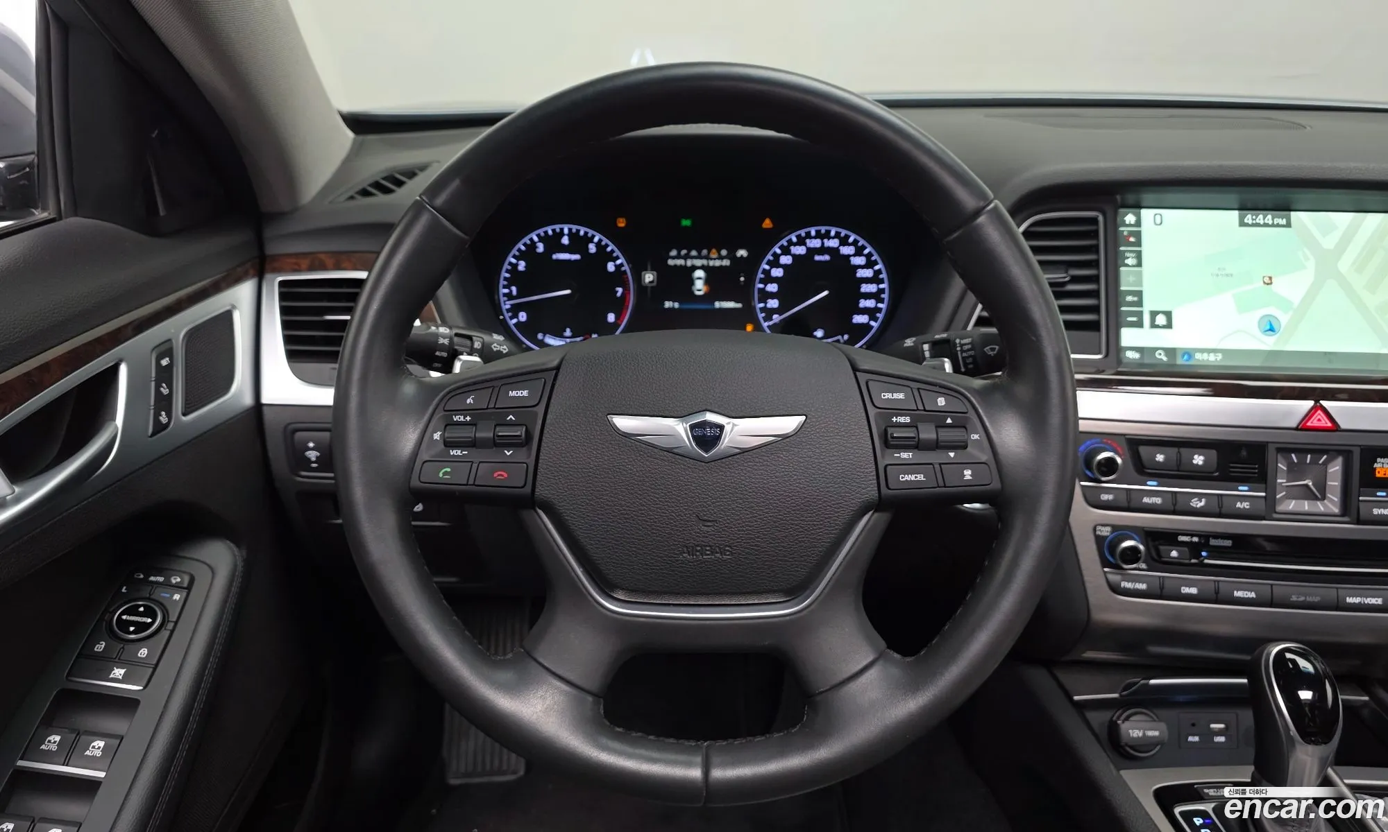 Hyundai Genesis DH 2015 — 8