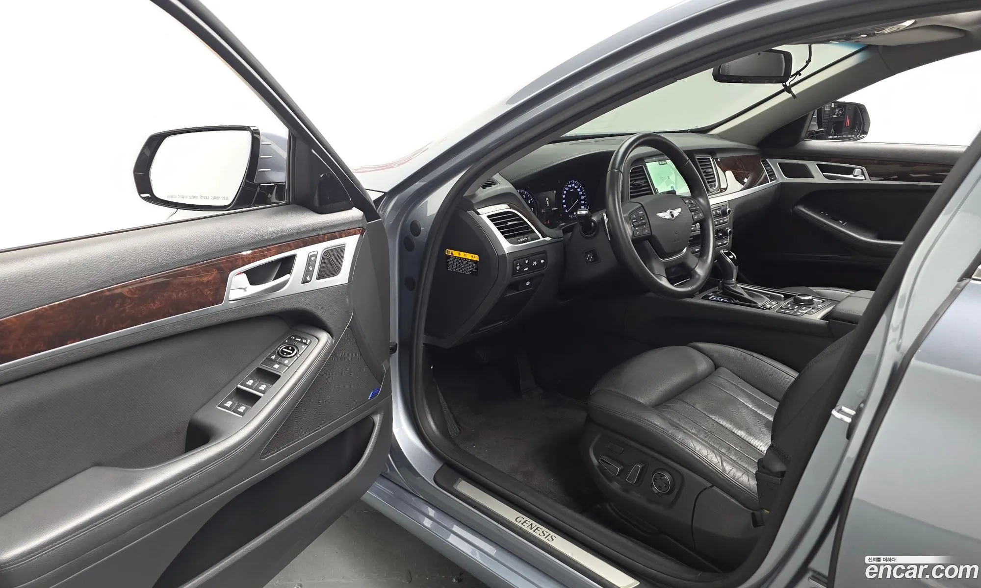 Hyundai Genesis DH 2015 — 5