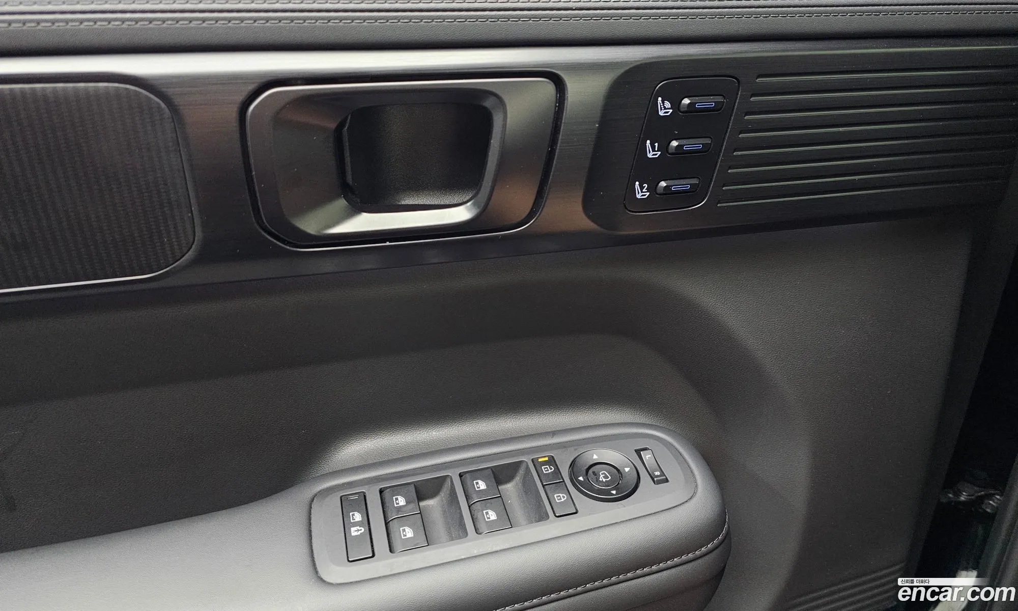 Hyundai Santa Fe 2024 — 24